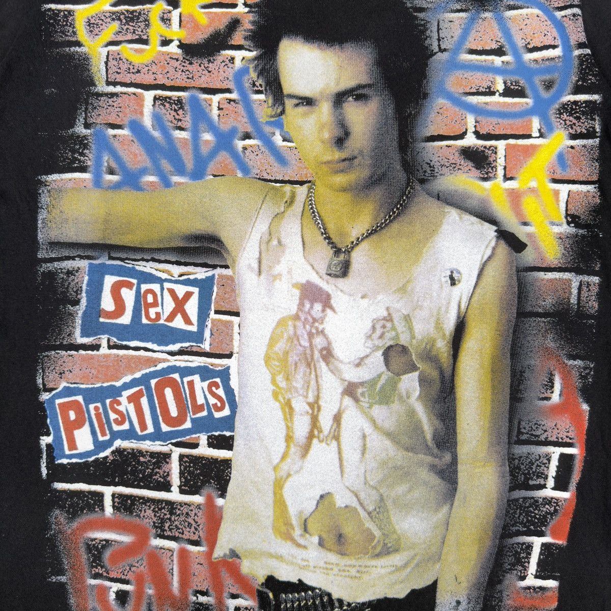 Band Tees Vintage 90s Sex Pistols Sid Vicious Viviene Westwood Cowboys Size US XL / EU 56 / 4 - 4 Thumbnail