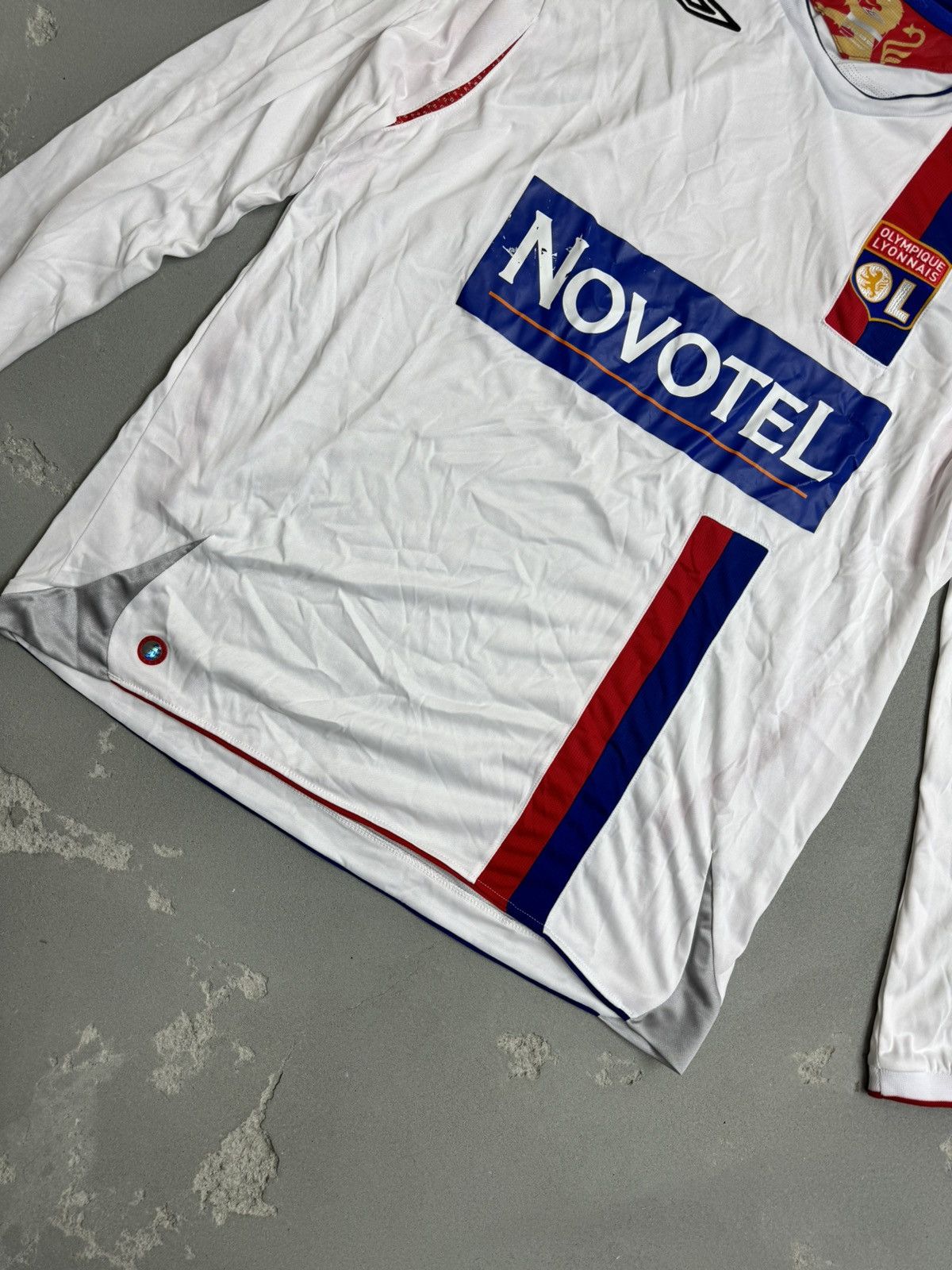 Umbro UMBRO OLYMPIQUE LYONNAIS 2007 HOME JERSEY Size US XL / EU 56 / 4 - 3 Thumbnail
