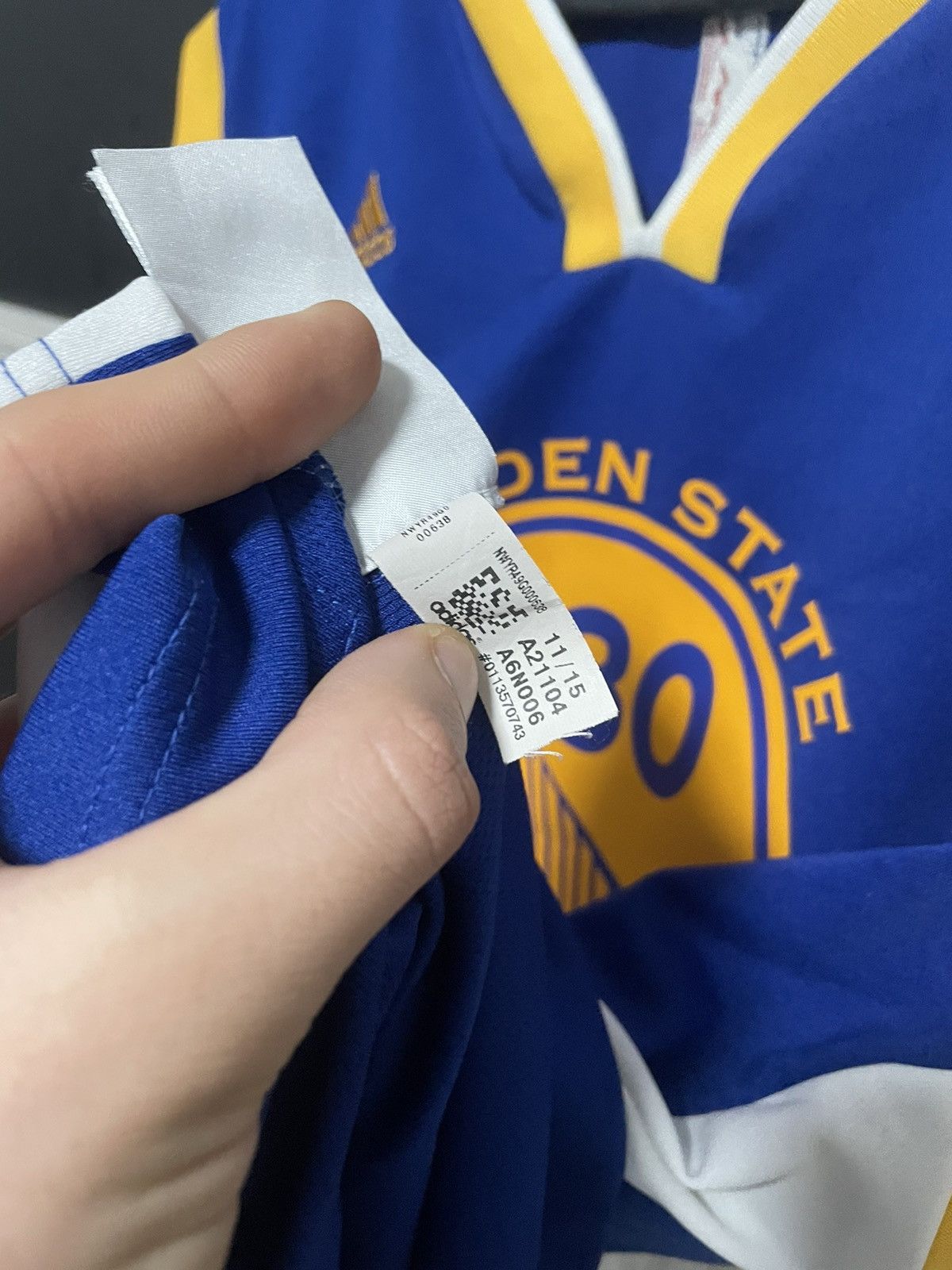 Adidas Vintage Adidas Golden State Warriors Curry #30 Jersey Size US L / EU 52-54 / 3 - 14 Thumbnail