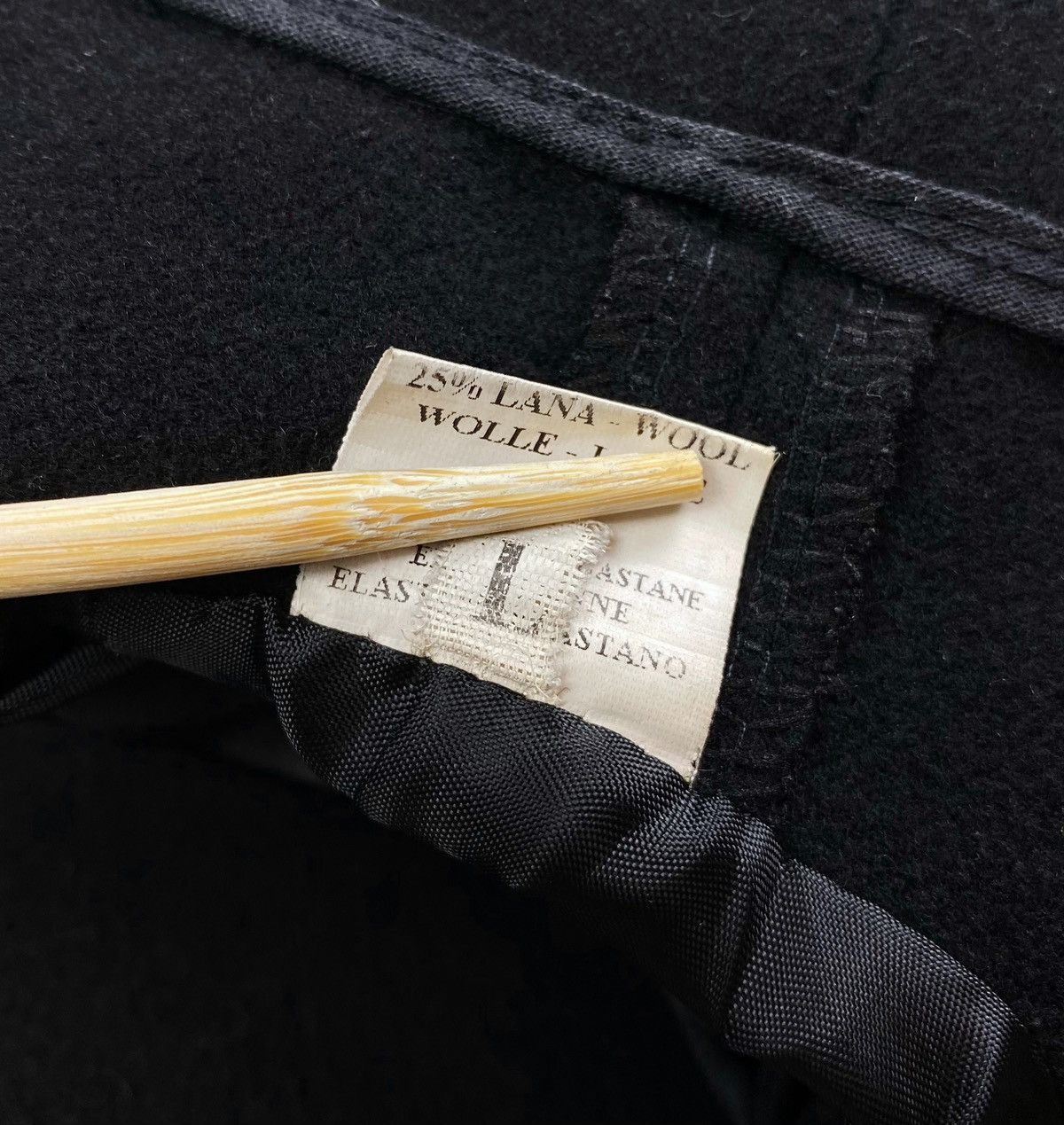 Alexander McQueen Vintage Alexander Mcqueen Women’s Gothic Cape Jacket Size L Size L / US 10 / IT 46 - 21 Thumbnail