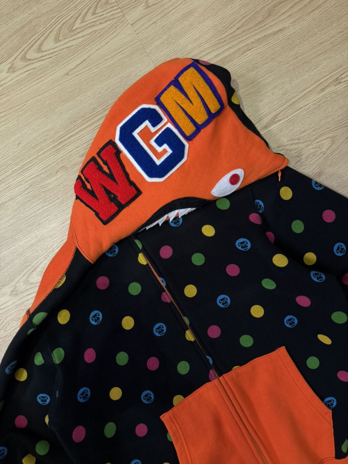 Vintage 90’s BATHING APE BAPE NEON WGM RARE SHARKY2K FULL ZIP HOODIE Size US M / EU 48-50 / 2 - 5 Thumbnail