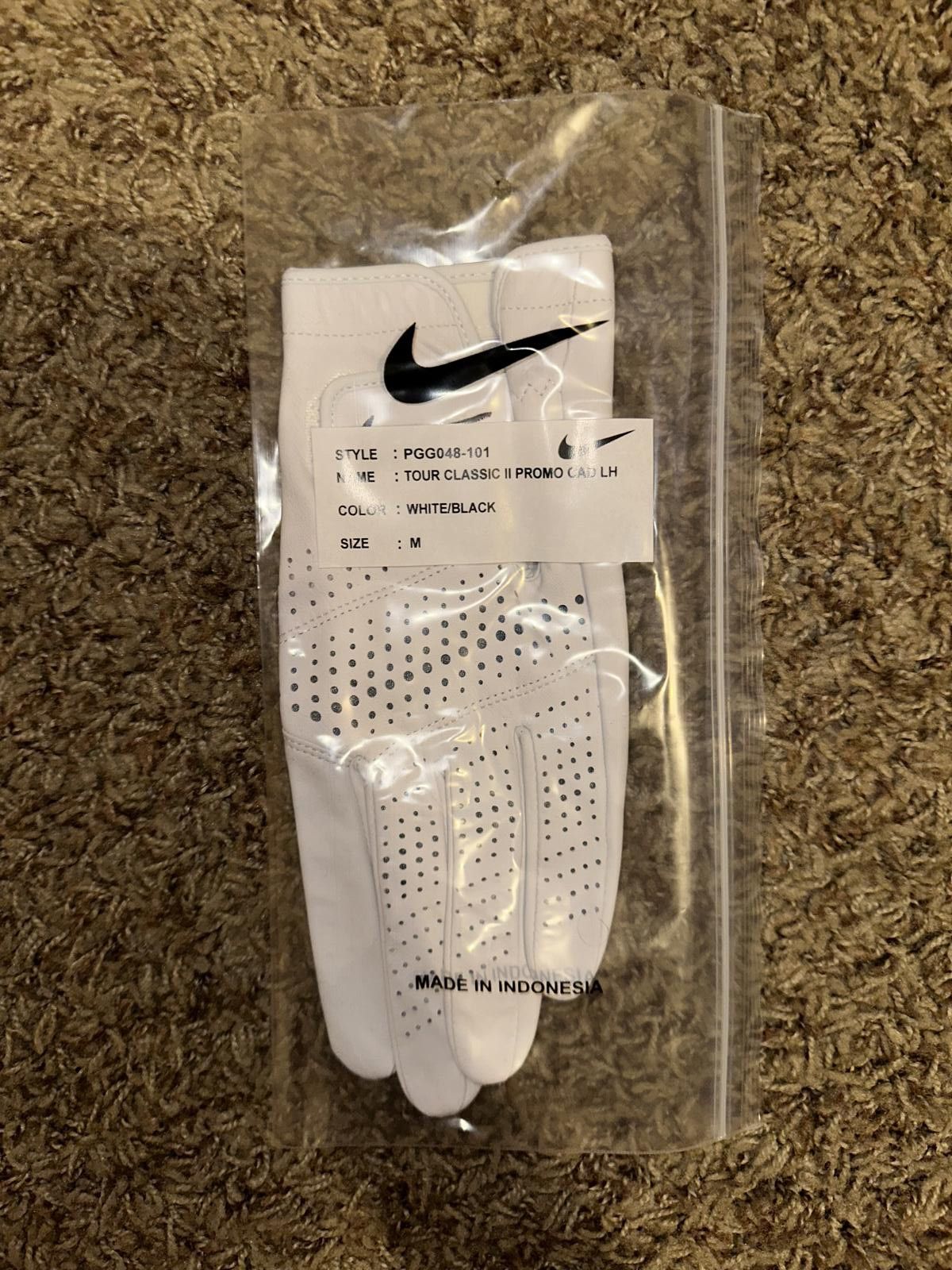 Nike Nike Men’s Tour Classic II Cad Left Golf Glove Sample Size ONE SIZE - 1 Thumbnail