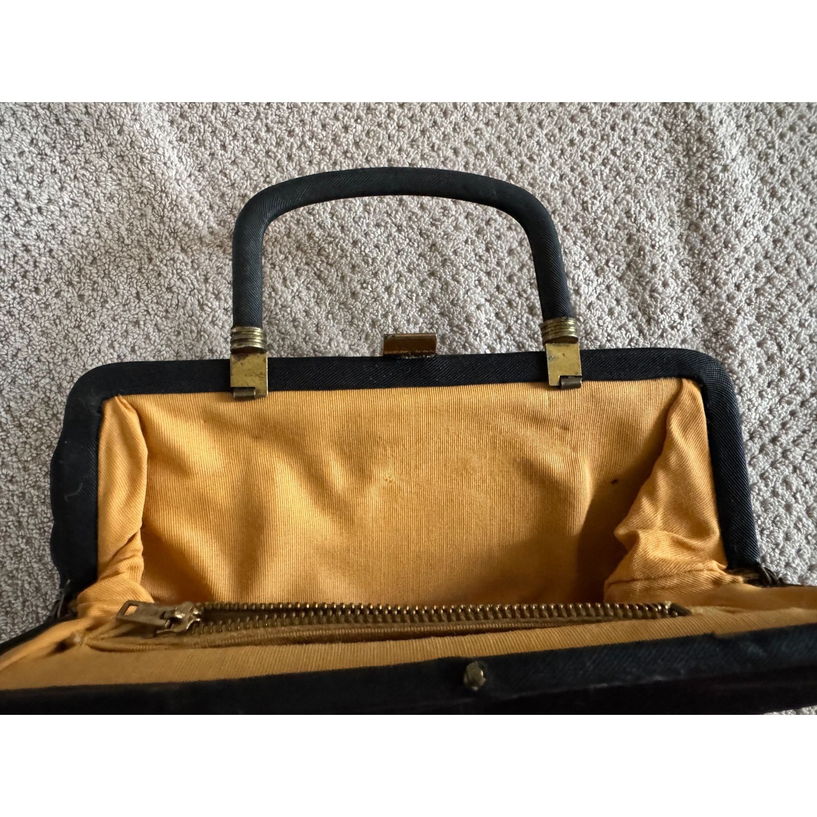 Designer Garay Vintage Black Handbag ~ Darling Size ONE SIZE - 4 Thumbnail