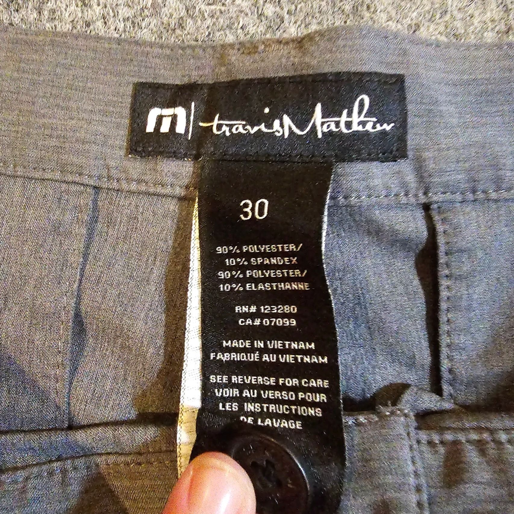 TravisMathew Travis Mathew Shorts Mens 30 Gray 10 Inch Golf Stretch Performance Casual Preppy Chino Pants/Shorts Mens Size US 30 / EU 46 - 3 Thumbnail