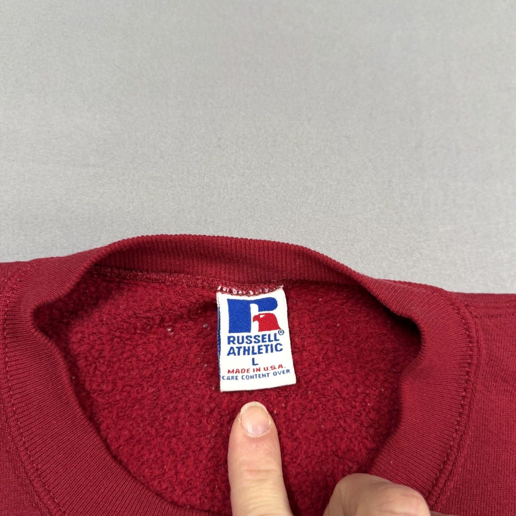 Russell Athletic VINTAGE Russell Athletic Sweatshirt Mens L Red Crewneck Pullover USA 90s Size US L / EU 52-54 / 3 - 2 Thumbnail