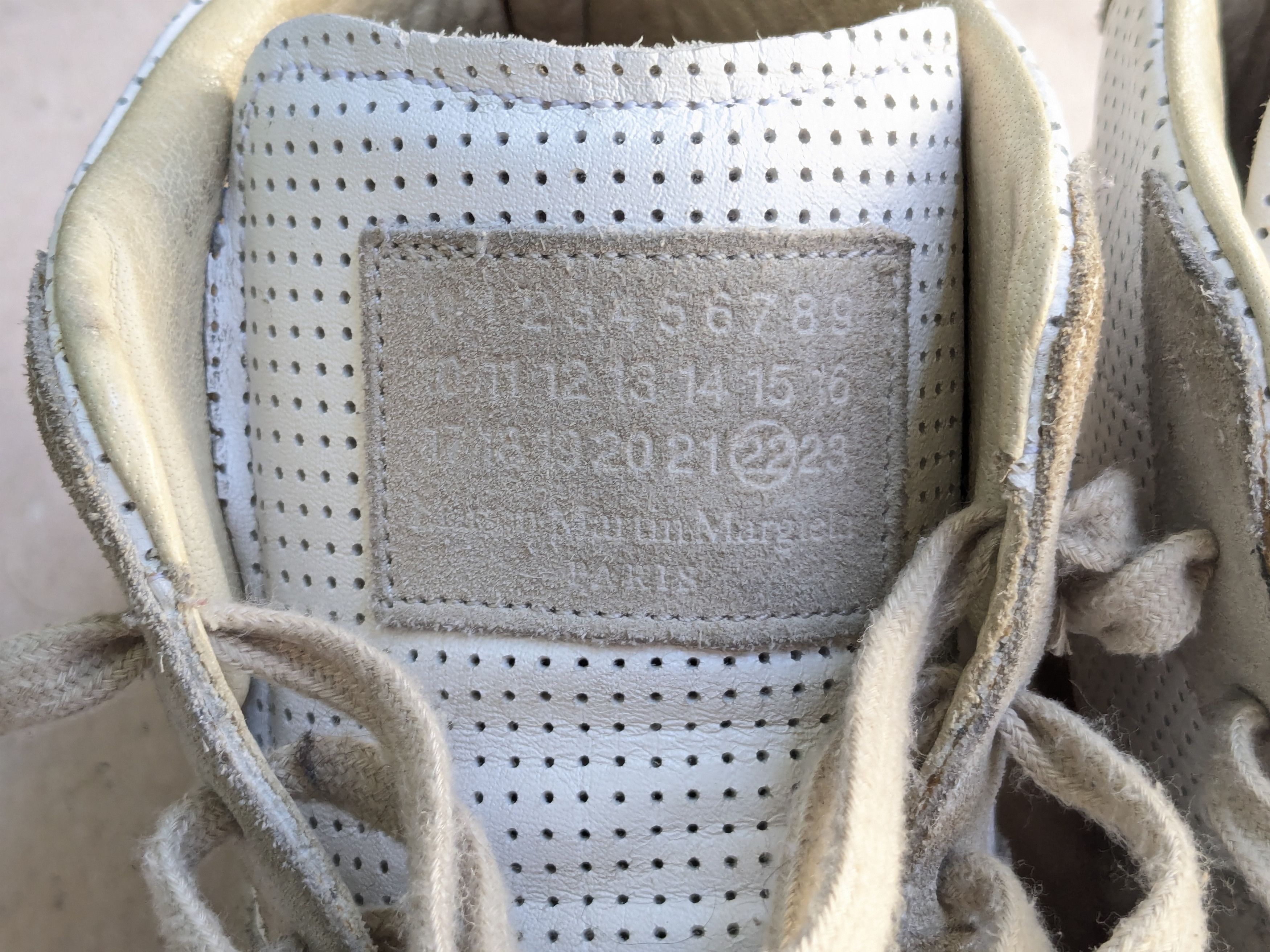 Maison Margiela Maison Margiela Replica GAT White Gray 12 45 High Tops Size US 12 / EU 45 - 7 Thumbnail