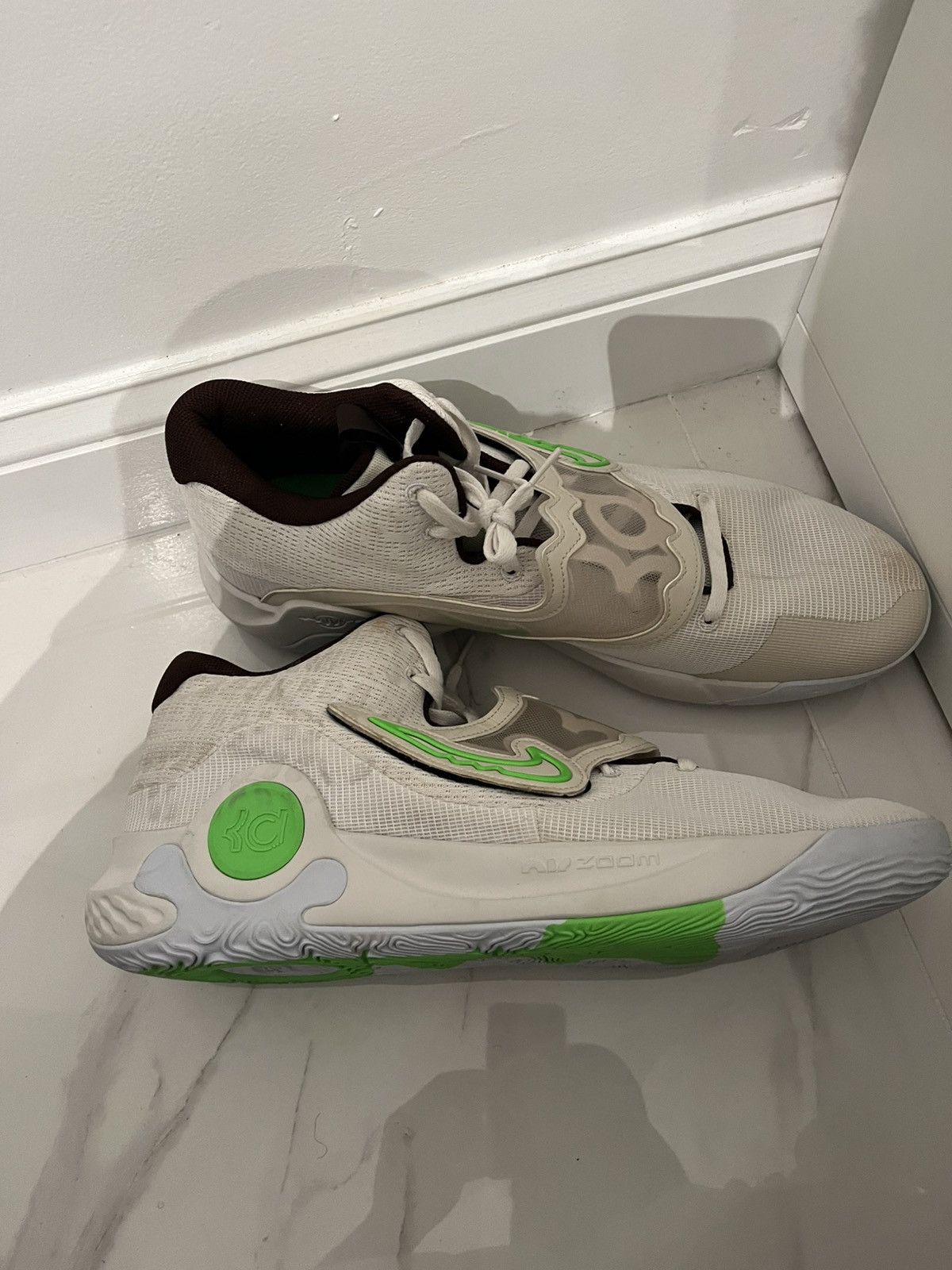 Nike New Nike KD Trey 5 X Light Orewood Green Strike Size US 15 / EU 48 - 8 Thumbnail