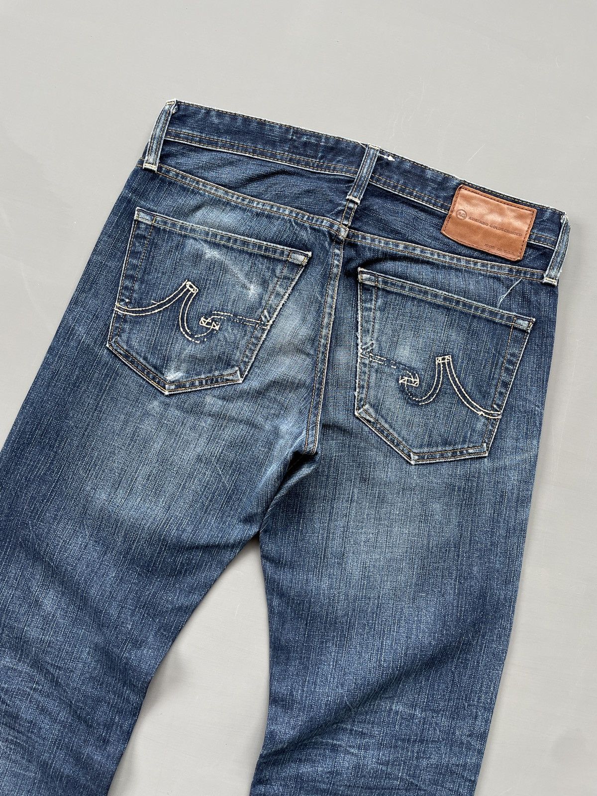 AG Adriano Goldschmied AG Adriano Goldschmied Straight Leg Jeans (P122) Size US 31 - 4 Thumbnail