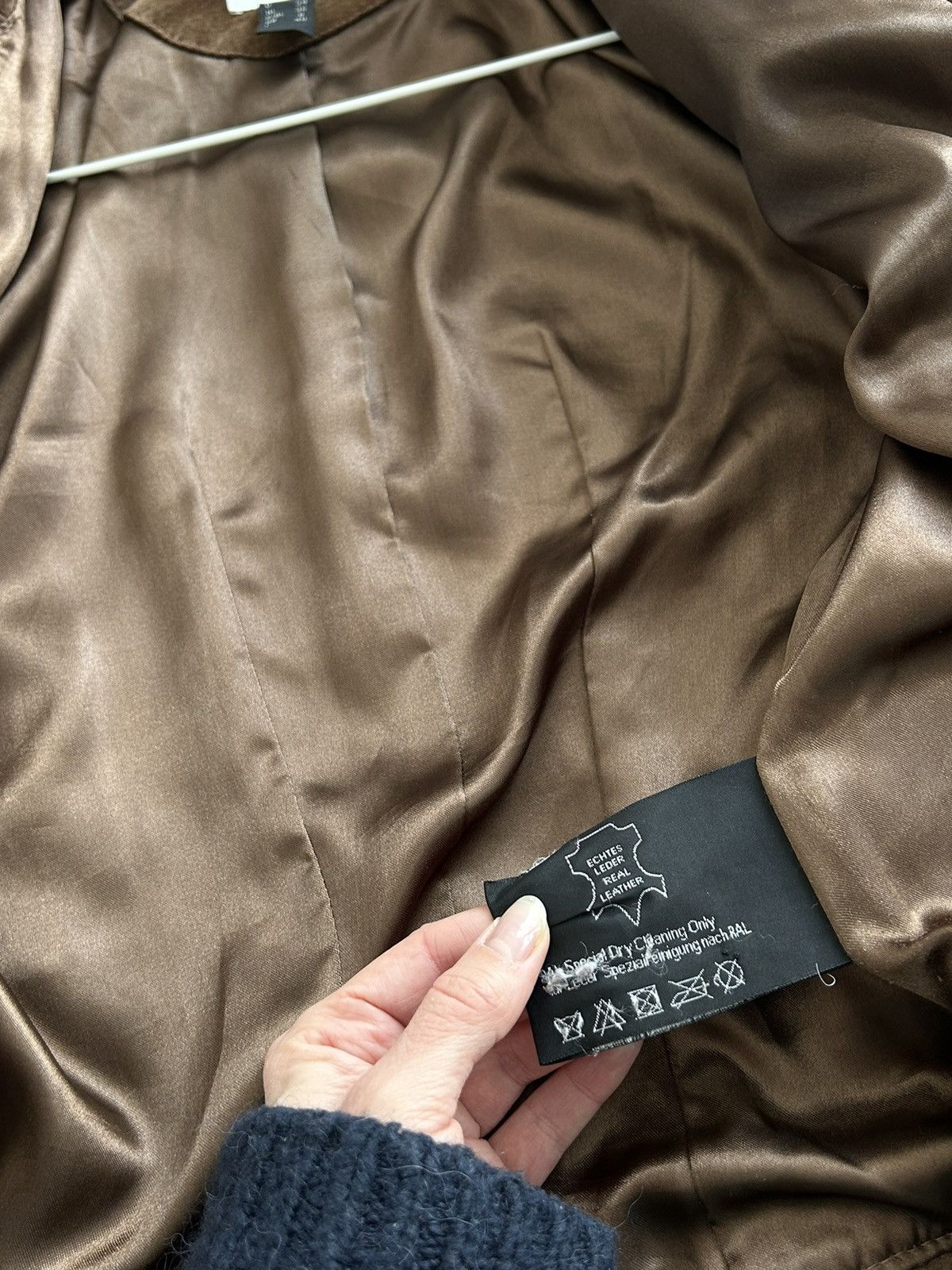 Japanese Brand × Vintage Suede Beautiful Rare Vintage Leather Jacket Brown Y2K Size S / US 4 / IT 40 - 14 Thumbnail