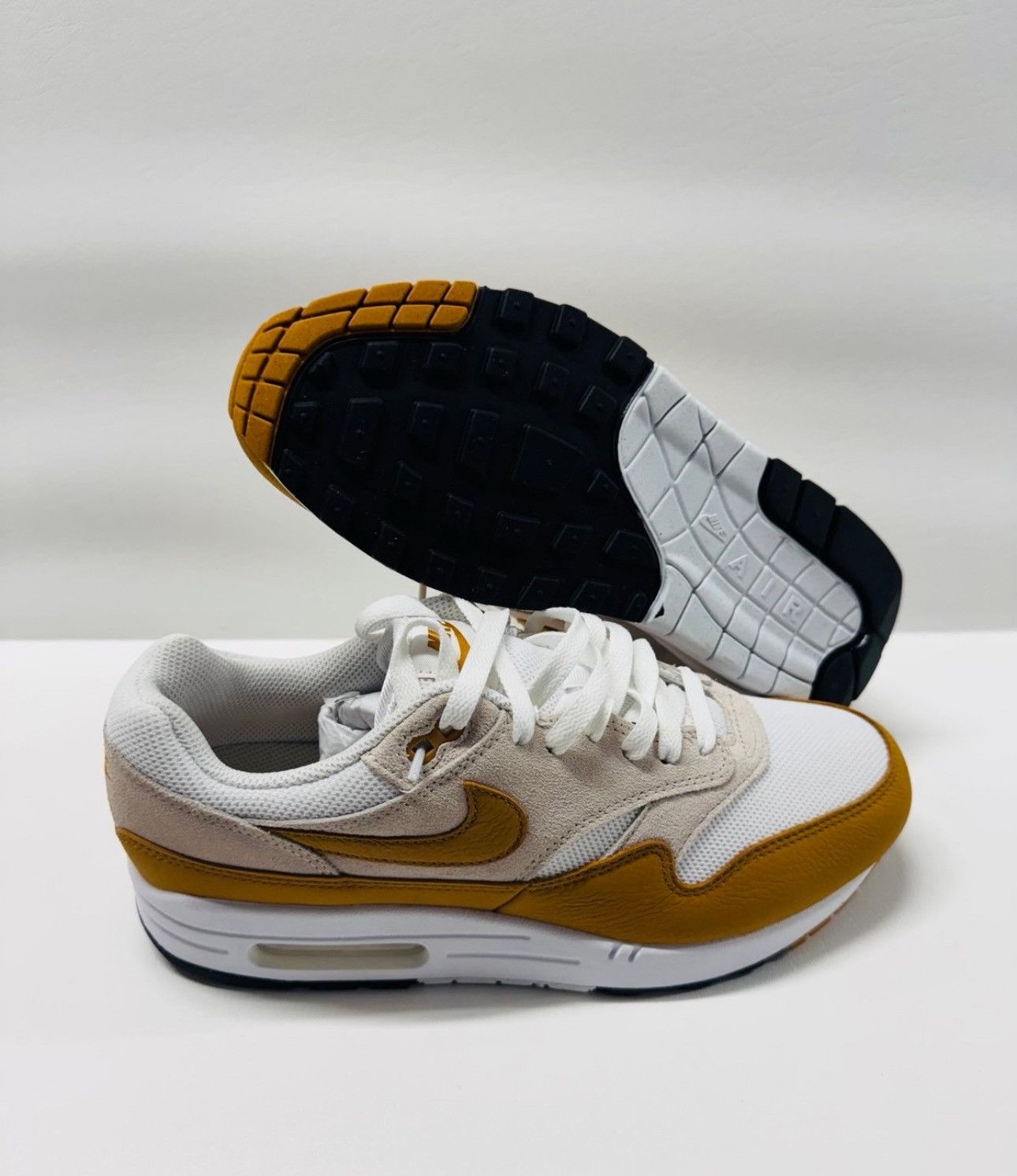 Nike Nike Air Max 1 SC Orewood Brown Bronze White Size US 9 / EU 42 - 1 Thumbnail