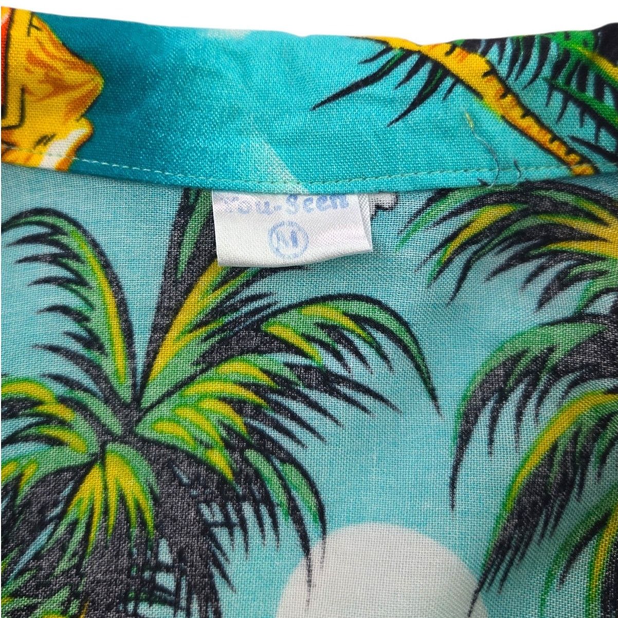 Other You Seen | Colorful Mauritius Tropical Shirt | Size Medium Size US M / EU 48-50 / 2 - 3 Thumbnail
