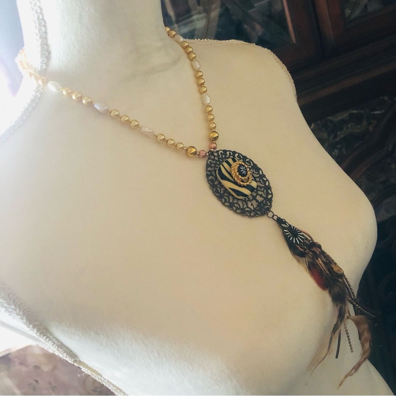 Handmade Handcrafted repurpose freshwater pearl necklace Size ONE SIZE - 3 Thumbnail