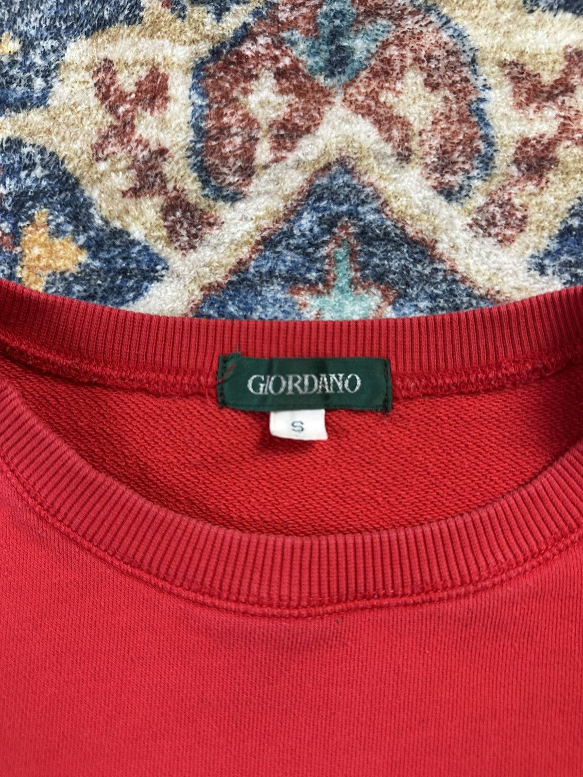 Vintage Vintage Giordano Spellout Crewneck Small Size US S / EU 44-46 / 1 - 3 Thumbnail