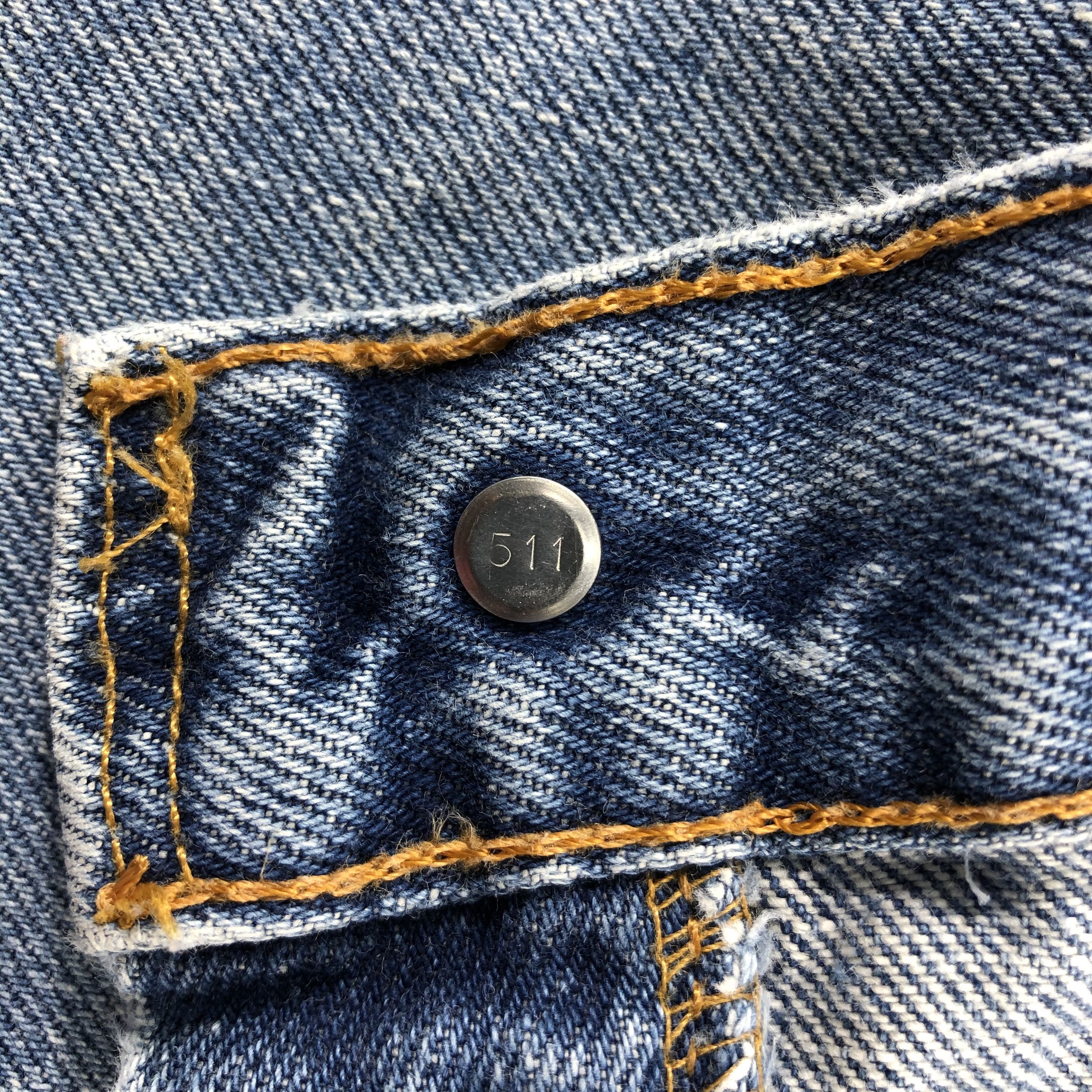 Levi's 90s Vintage Blue Wash Levis 550 Jeans-J2390 Size US 33 - 9 Thumbnail