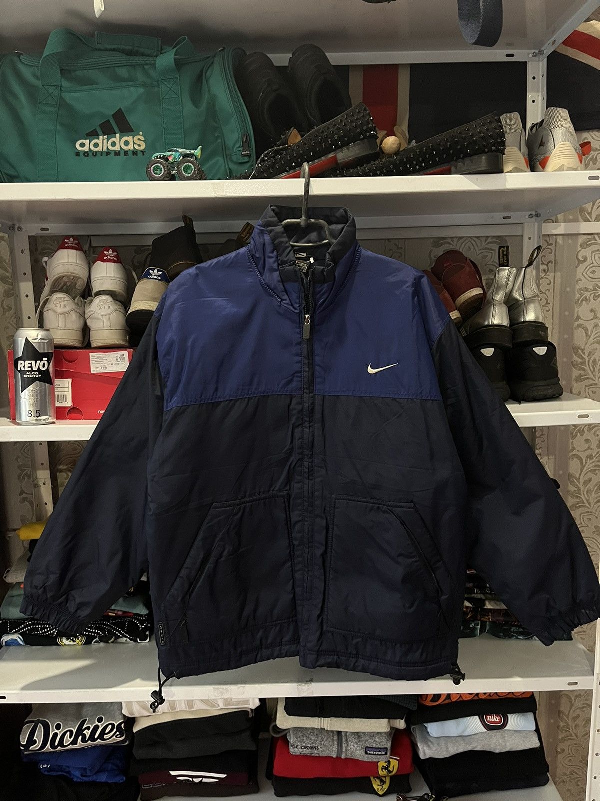 Nike Nike Vintage Nylon Mini Swoosh Logo Light Jacket Size US S / EU 44-46 / 1 - 2 Thumbnail