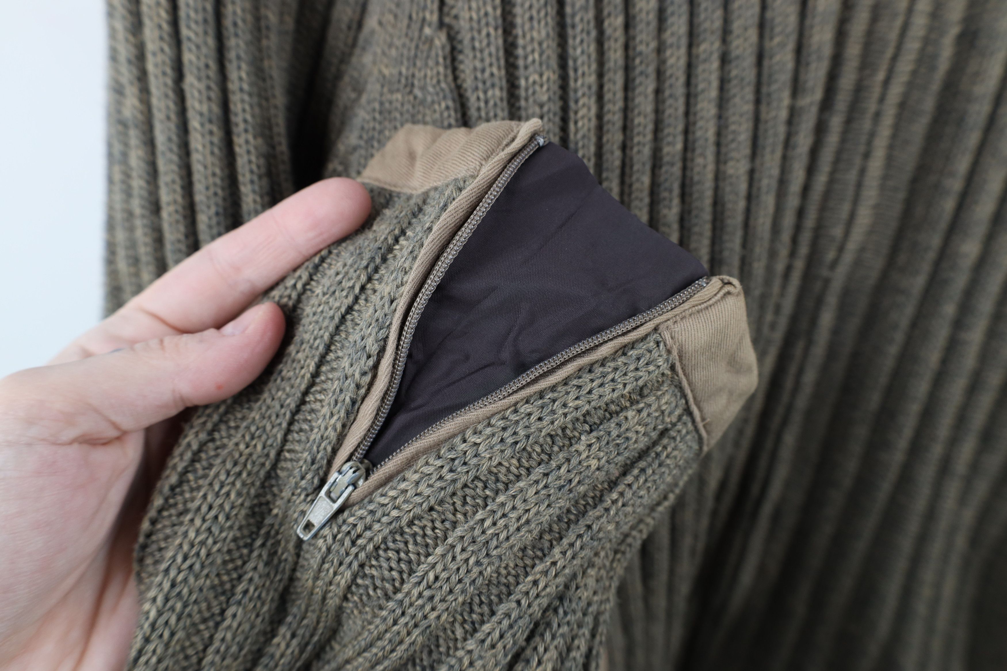 Vintage Vintage 90s Streetwear Quilted Ribbed Knit Sweater Jacket Size US L / EU 52-54 / 3 - 6 Thumbnail