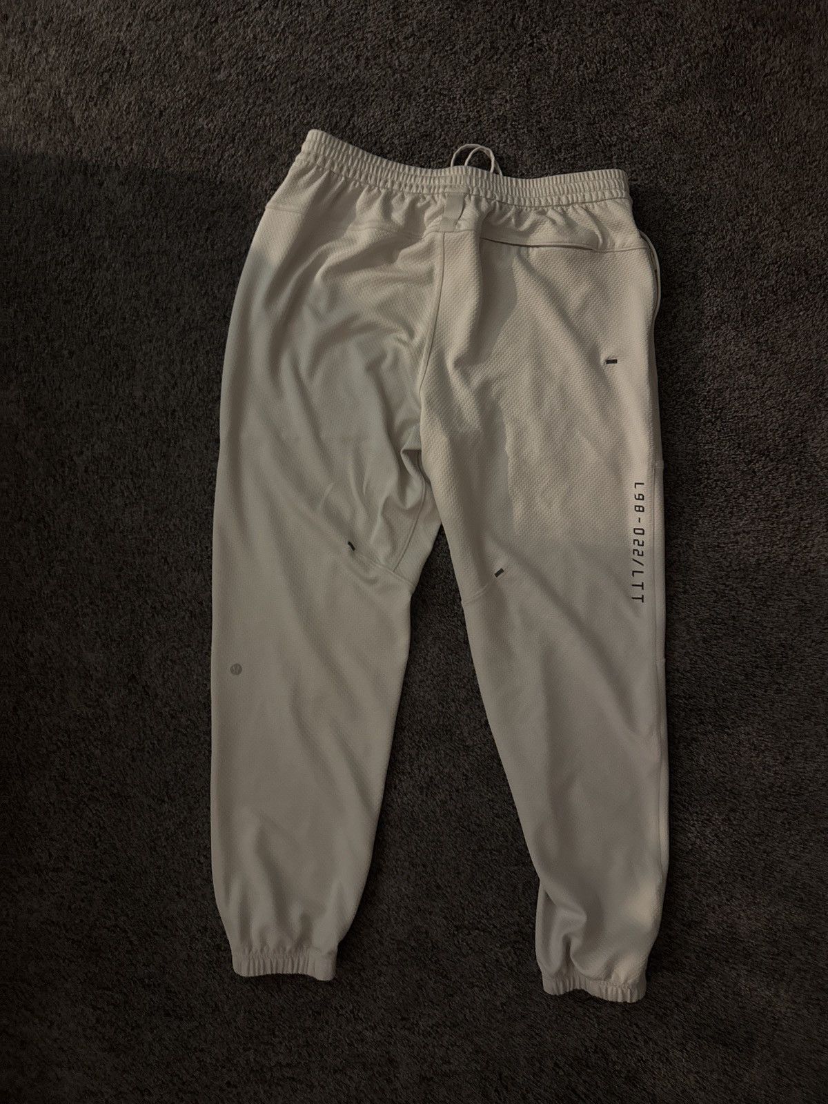 Lululemon Lulu License to Train Joggers SZ L Size US 34 / EU 50 - 2 Thumbnail