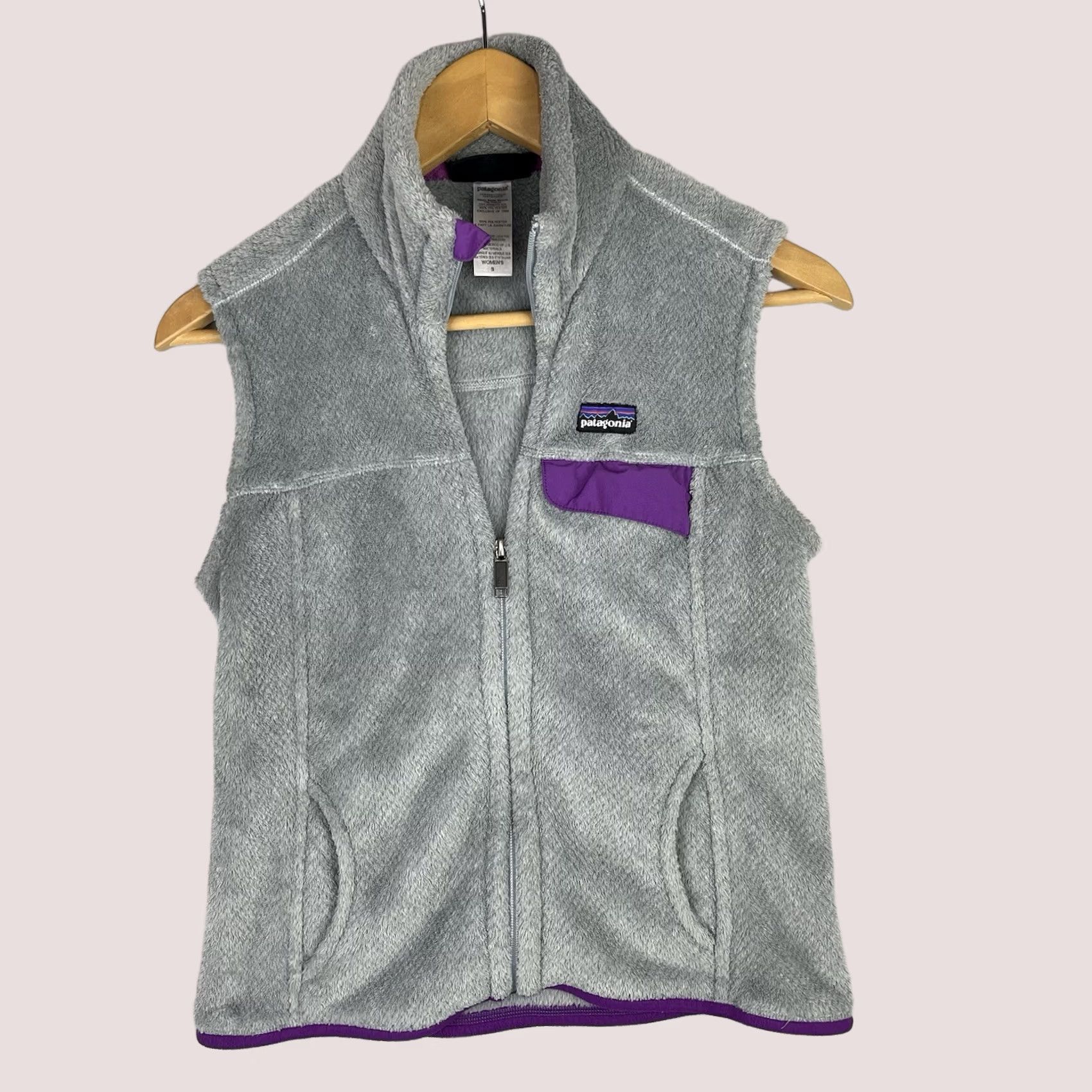 Patagonia Patagonia Vest Womens Small Gray Re-Tool Zip Up Fleece Outdoor Casual 25445 Size S / US 4 / IT 40 - 1 Thumbnail