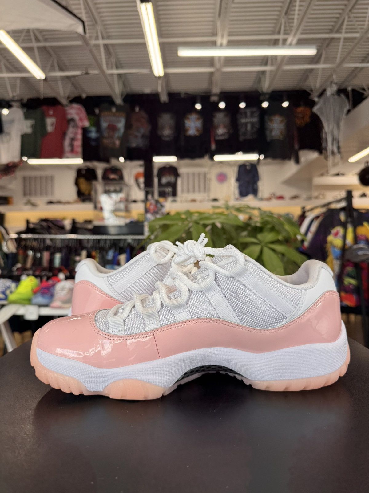 Jordan Brand Air Jordan 11 Low Legend Pink Size 9W/7.5M (2024) Size US 7.5 / EU 40-41 - 4 Thumbnail