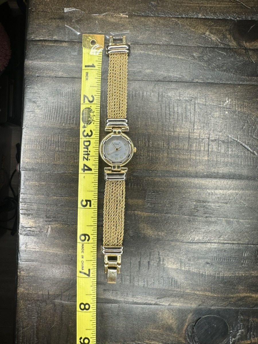 Other Gold chain and clasp womens watch Size ONE SIZE - 5 Thumbnail