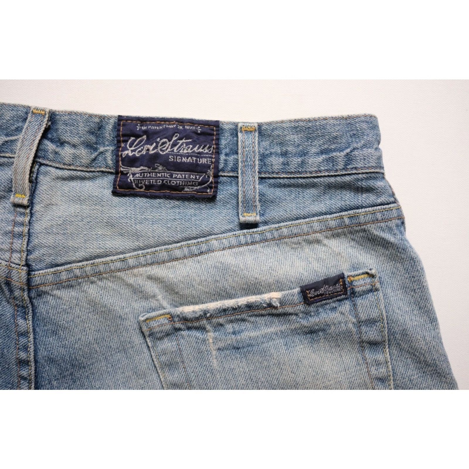 Levi's VINTAGE Levi's Jeans WT 90s Retro Y2K Wide Leg Bootcut 100% Cotton Blue Denim 36x32 Womens Size 25" / US 0 / IT 36 - 5 Thumbnail