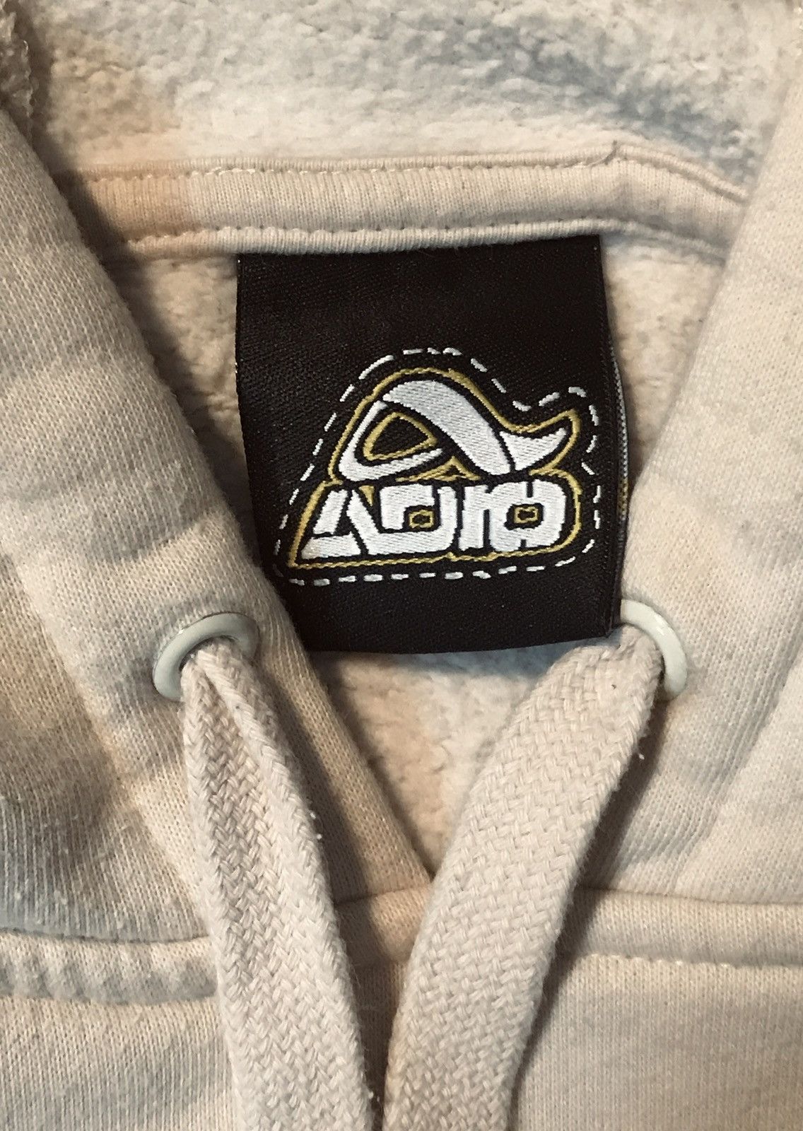 Blind Skateboards Vintage ADIO Pullover Hoodie M Light Beige Pullover Size US M / EU 48-50 / 2 - 4 Thumbnail