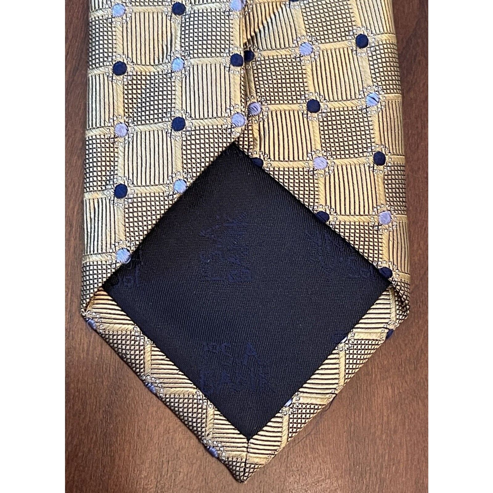 Jos. A. Bank Jos. A. Bank Executive Collection Gold Silk Made In China Size ONE SIZE - 2 Thumbnail