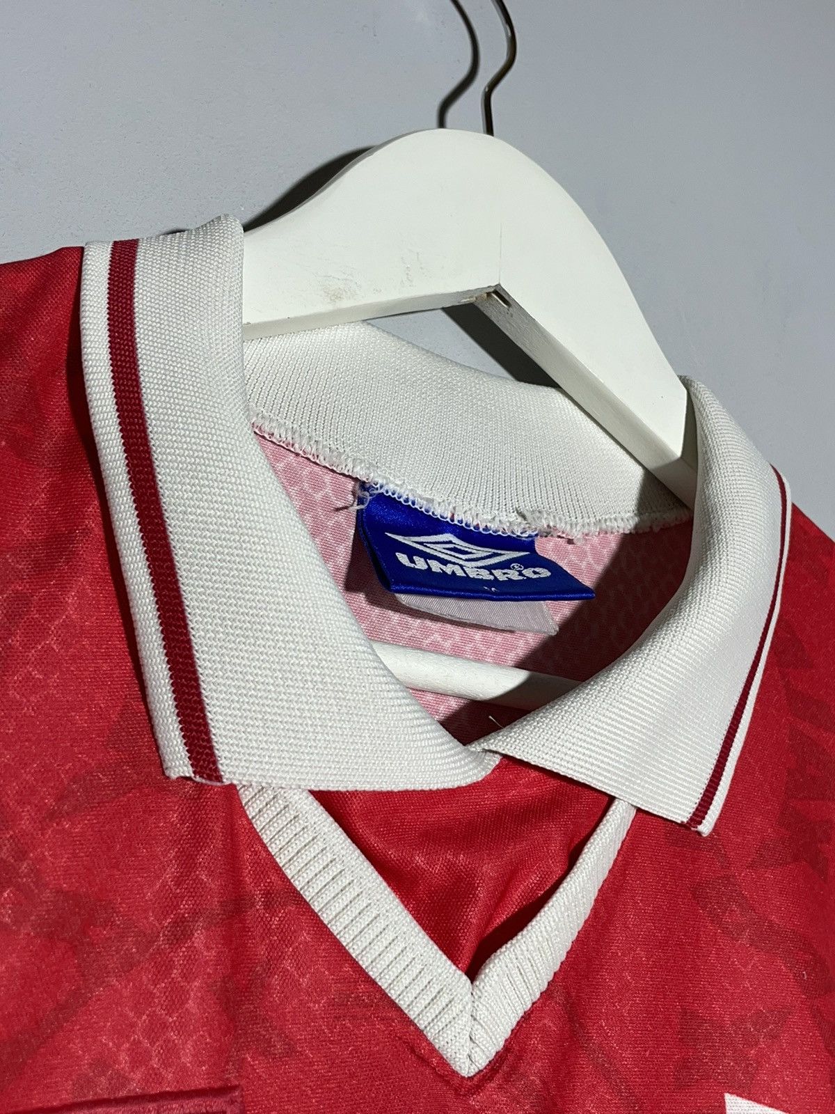 Umbro × Vintage Ajax Amsterdam Umbro 1998/99 Vintage Home Football Shirt Size US M / EU 48-50 / 2 - 8 Thumbnail