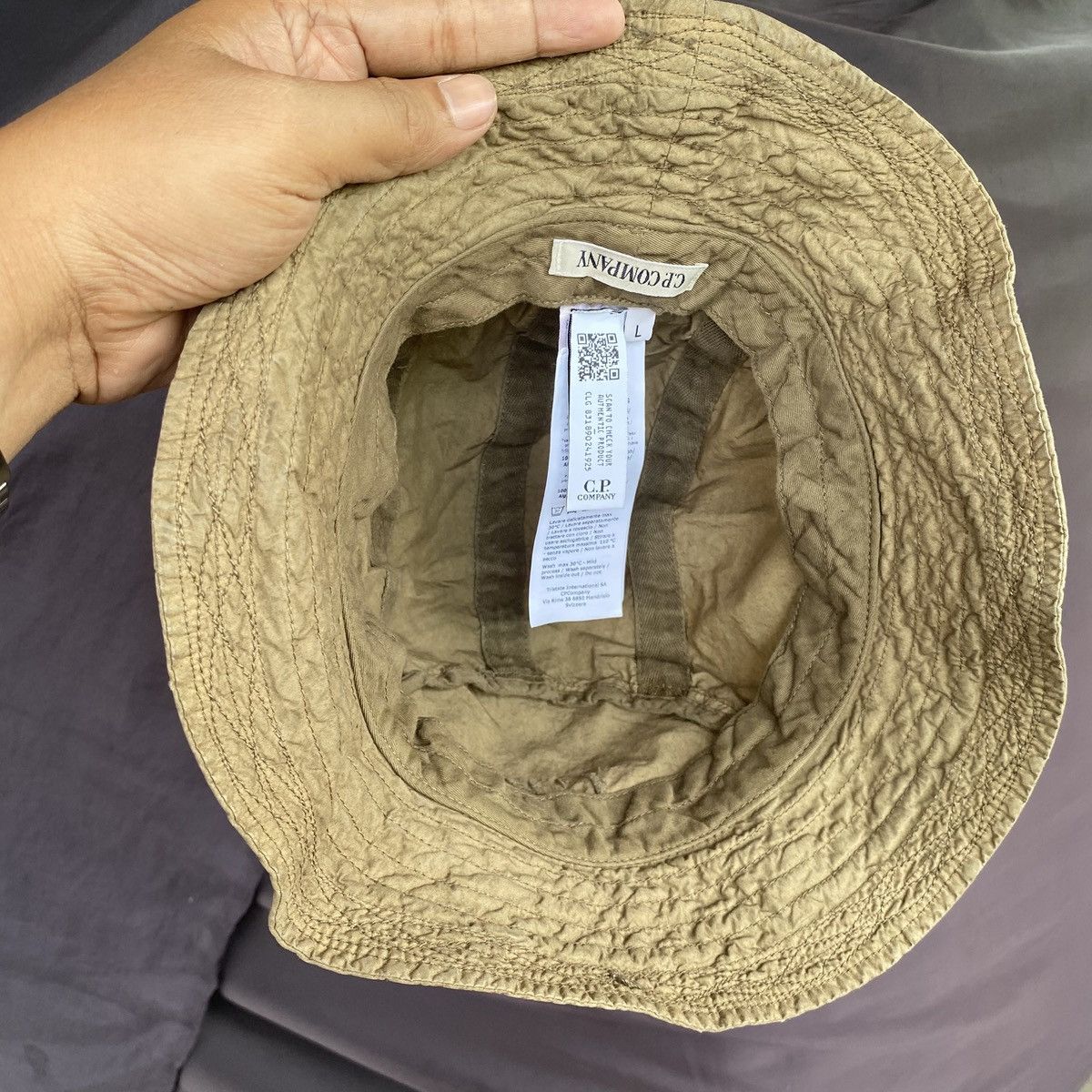 C.P. Company CP company ba-tic light beige bucket hat Size 32 - 2 Thumbnail