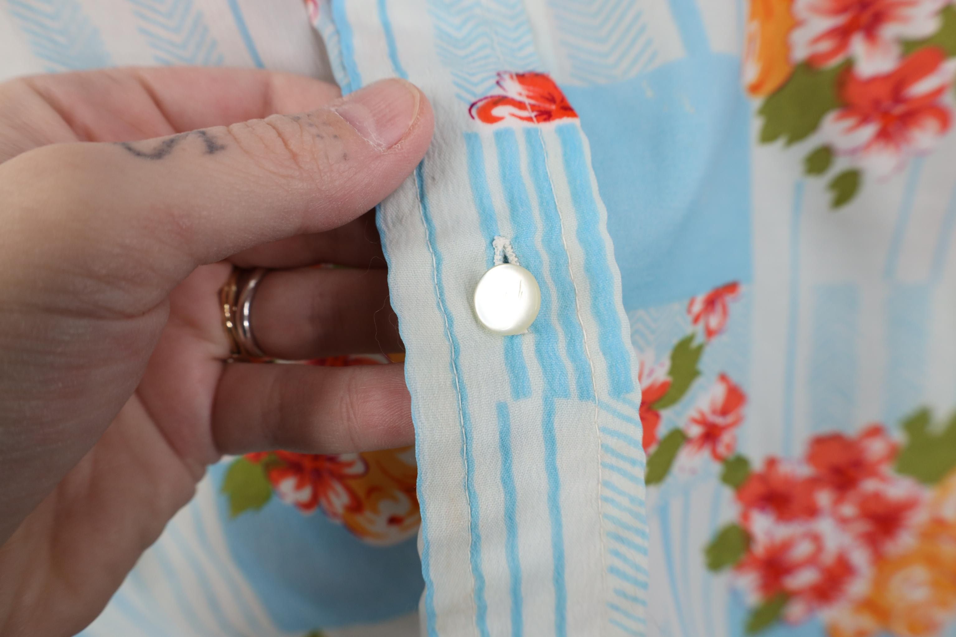 Vintage Vintage 70s Mid Century Modern MCM Sleeveless Collared Shirt Size XS / US 0-2 / IT 36-38 - 5 Thumbnail