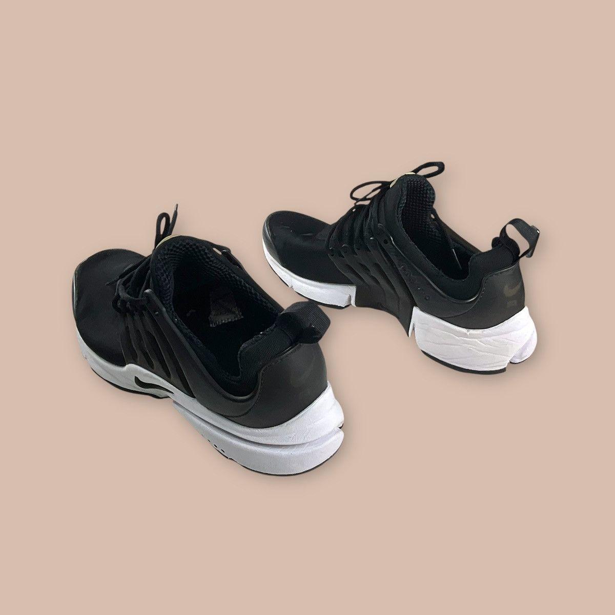 Nike Nike Air Presto Essential Black Size US 9 / EU 42 - 4 Thumbnail