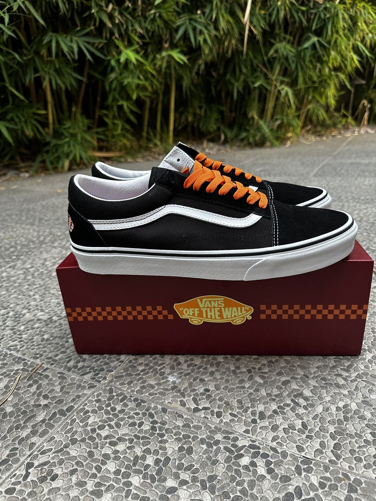 Vans Vans Born Free Motorcycle Show Old Skool 2023 sz 11 Size US 11 / EU 44 - 2 Thumbnail