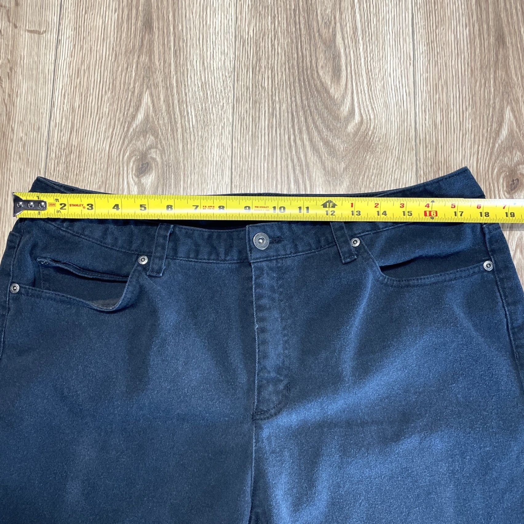 Liz Claiborne VINTAGE Liz Claiborne Women's Jeans Straight Leg 16 Black Stretch 90s Retro Size ONE SIZE - 3 Thumbnail