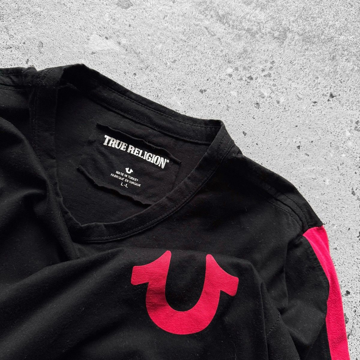 True Religion True Religion Mens Horseshoe Logo T-Shirt Black Red Size US L / EU 52-54 / 3 - 3 Thumbnail