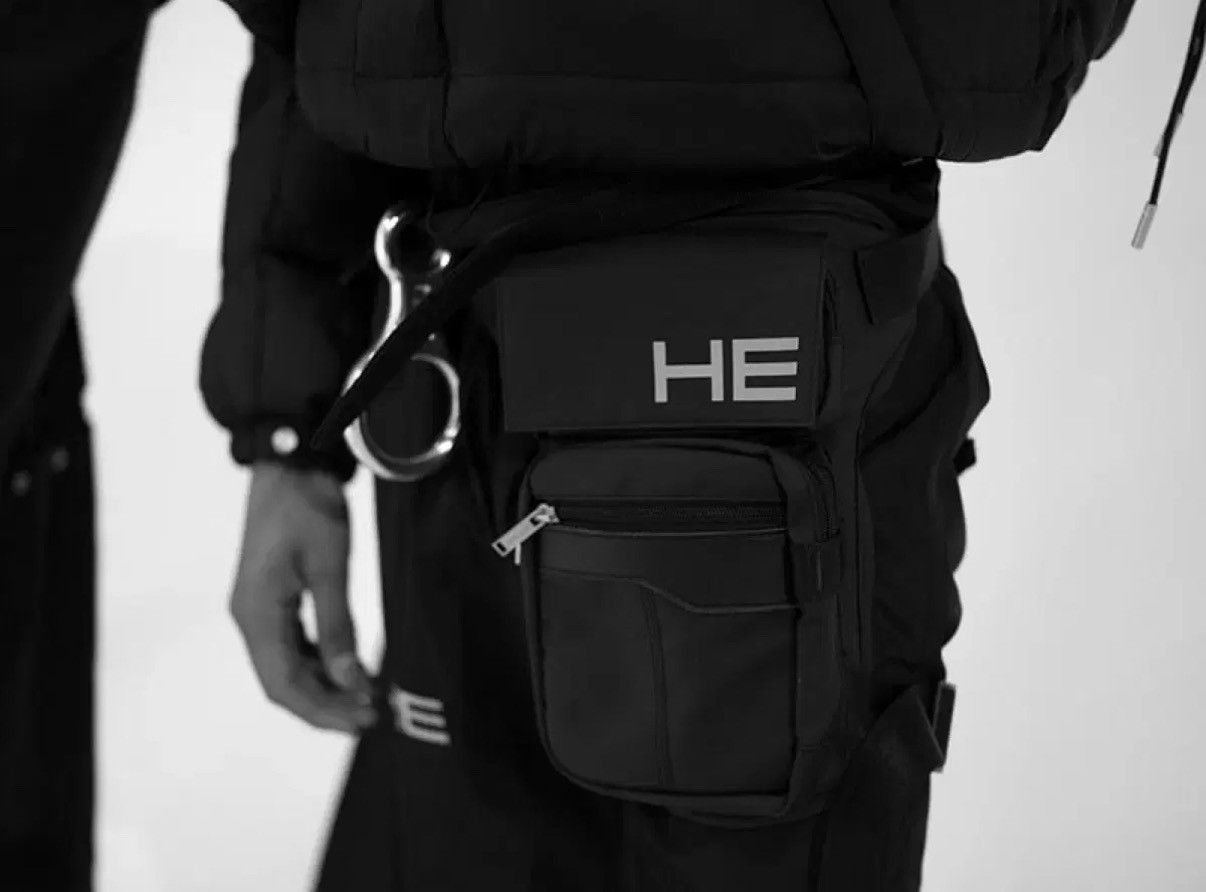 Heliot Emil HE Hemil Eliot archive brand NEW leg nag zip Size ONE SIZE - 2 Thumbnail