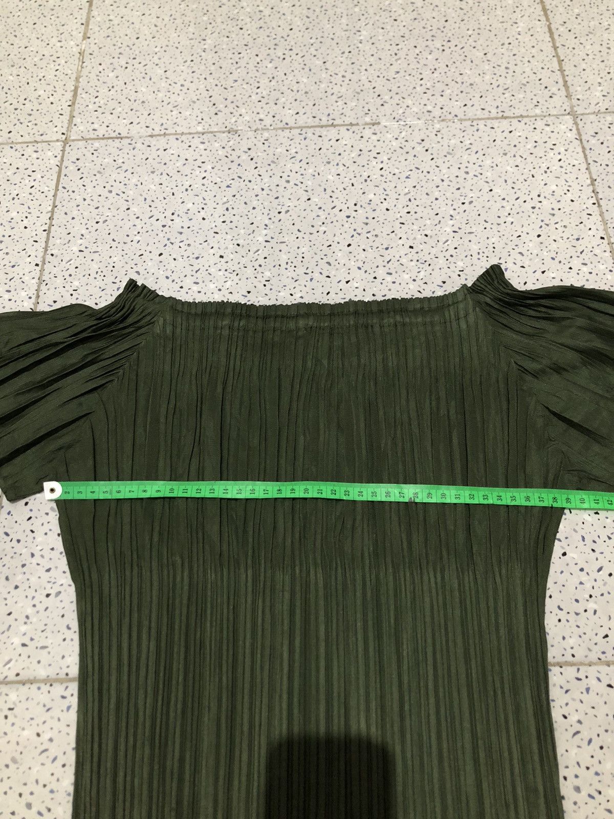 Homme Plisse Issey Miyake × Issey Miyake × Pleats Please Issey Miyake OFFERS💥 Issey Miyake Pleats Please Tops Size S / US 4 / IT 40 - 9 Thumbnail