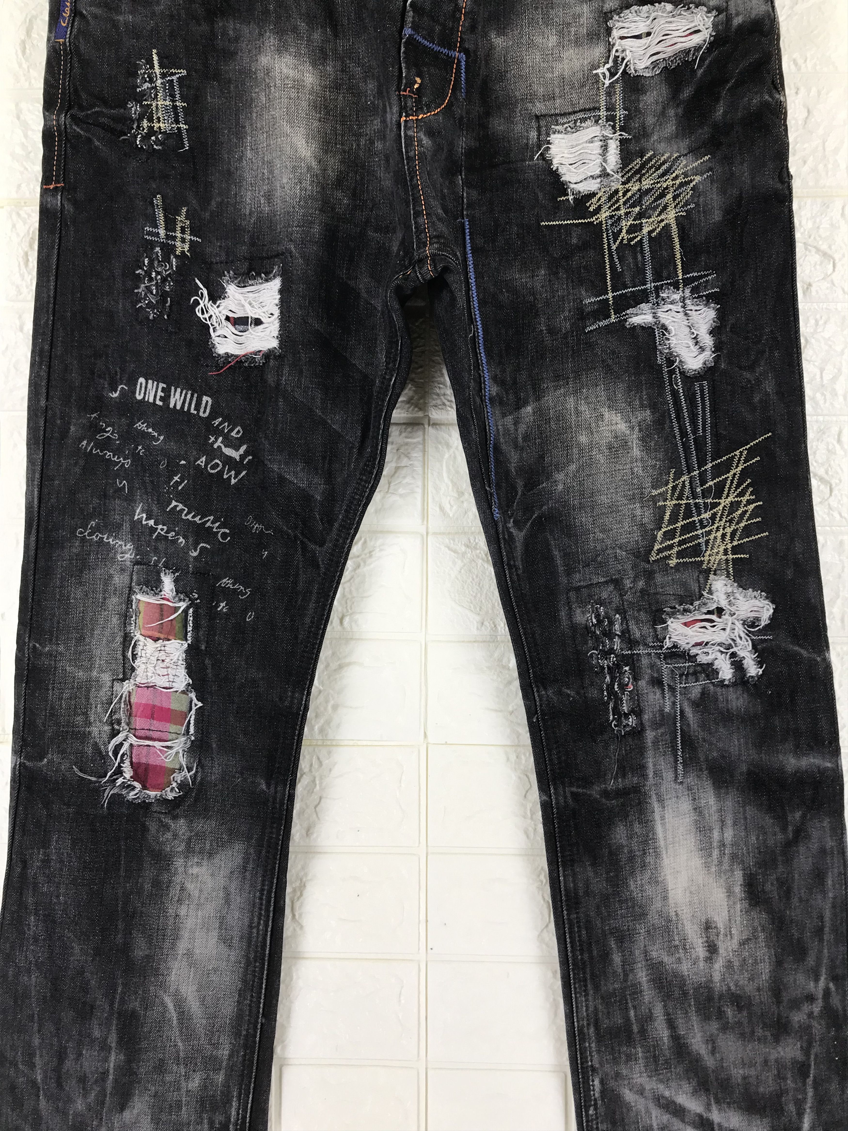Japanese Brand Classic Jeans Faded Black Distressed Design Denim Size US 35 - 3 Thumbnail