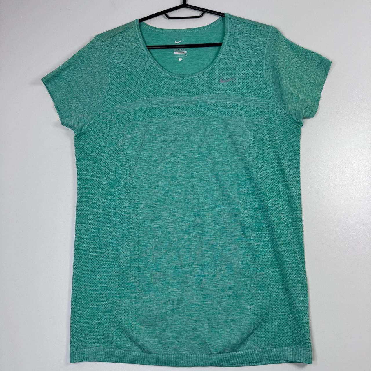 Nike Nike Womens Dri Fit Running T Shirt Green Athletic L Size L / US 10 / IT 46 - 1 Thumbnail