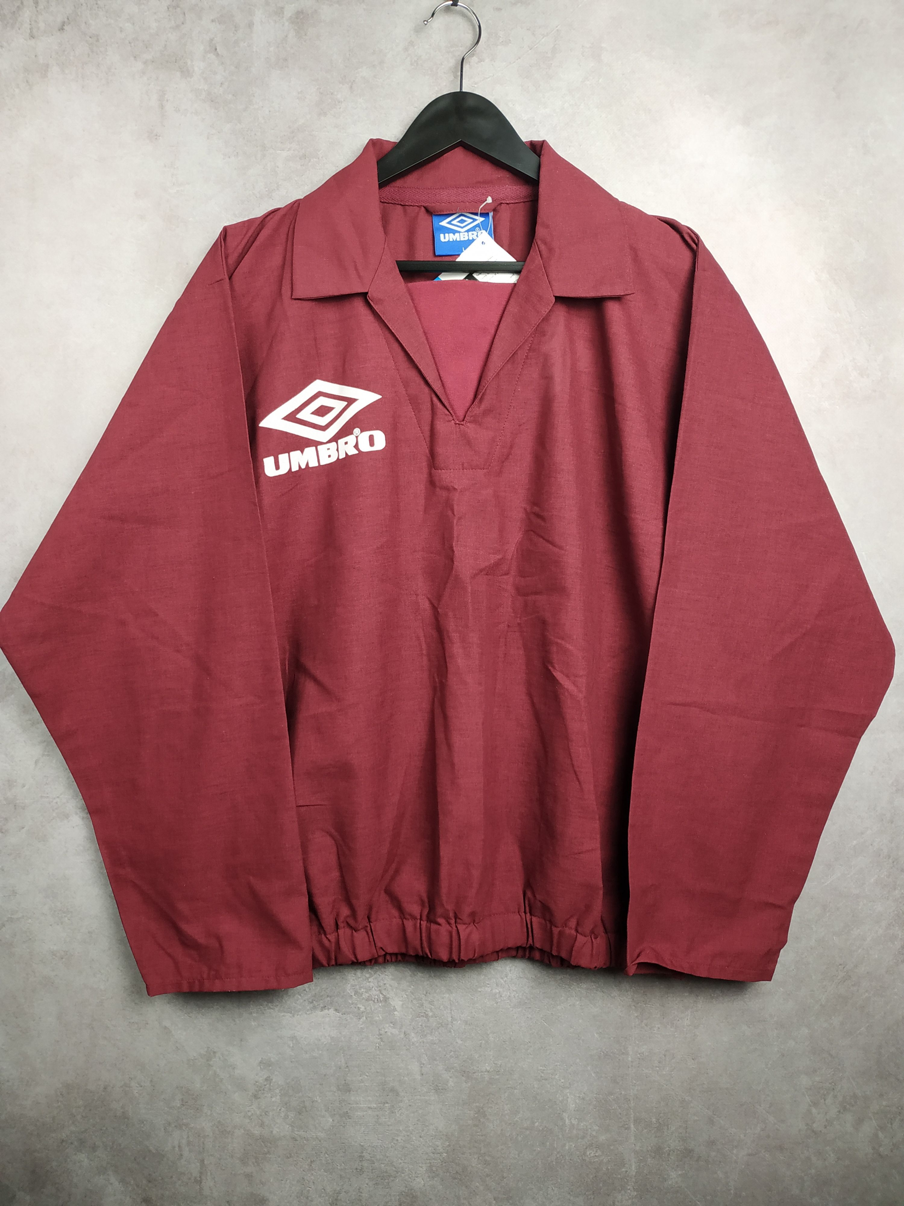 Vintage 90s UMBRO Oasis Football Pro Training Sweatshirt