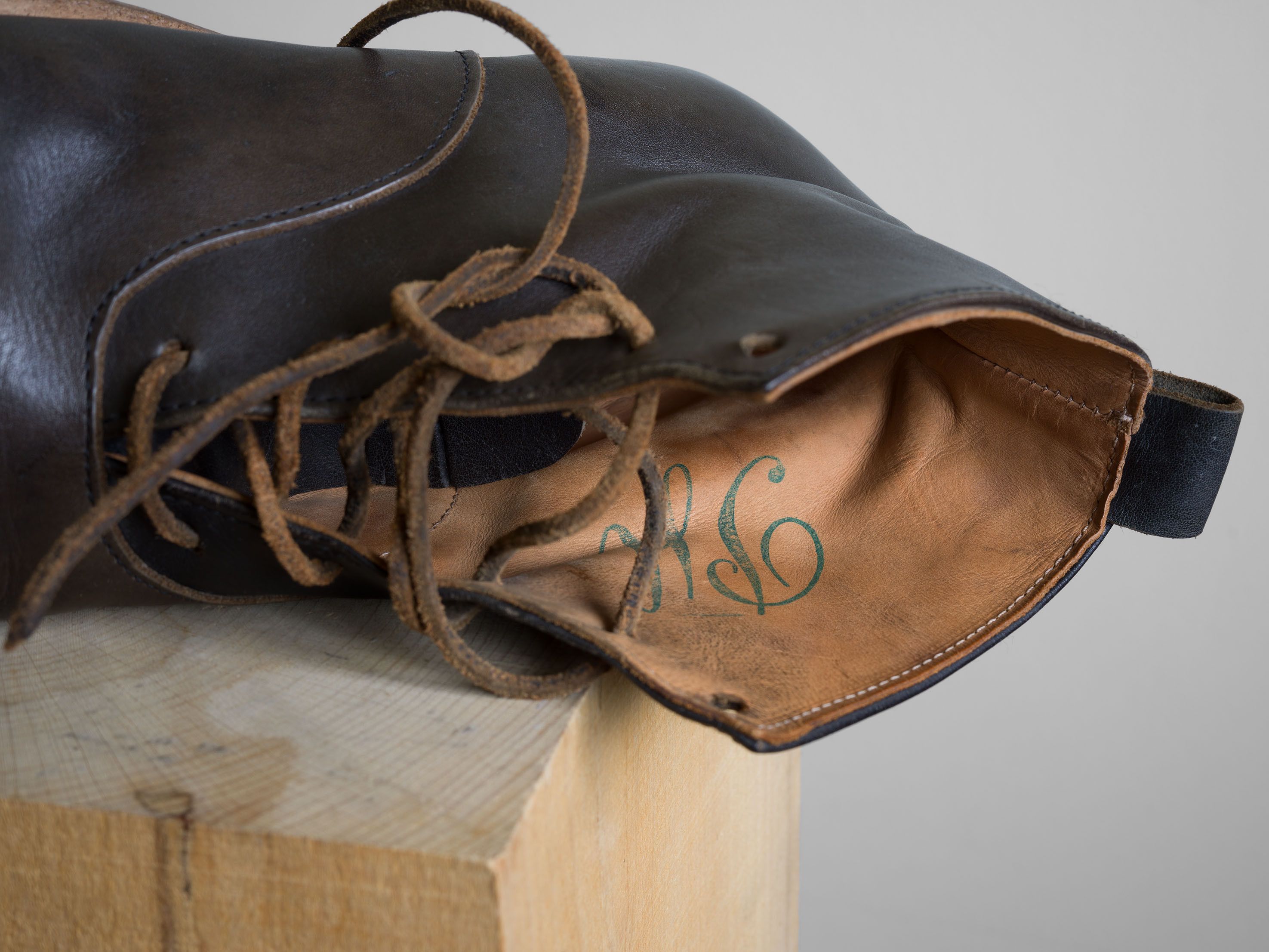 Paul Harnden Shoemakers TWO-TONE PH3 BALMORAL BOOTS Size US 9 / EU 42 - 6 Thumbnail