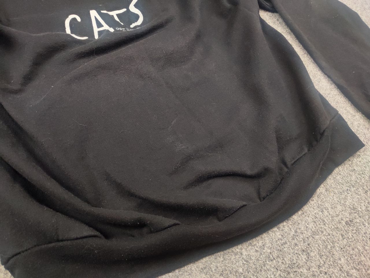 Vintage Vintage 1981 Cats Black Crewneck Sweatshirt Musical Graphic Size US L / EU 52-54 / 3 - 10 Thumbnail