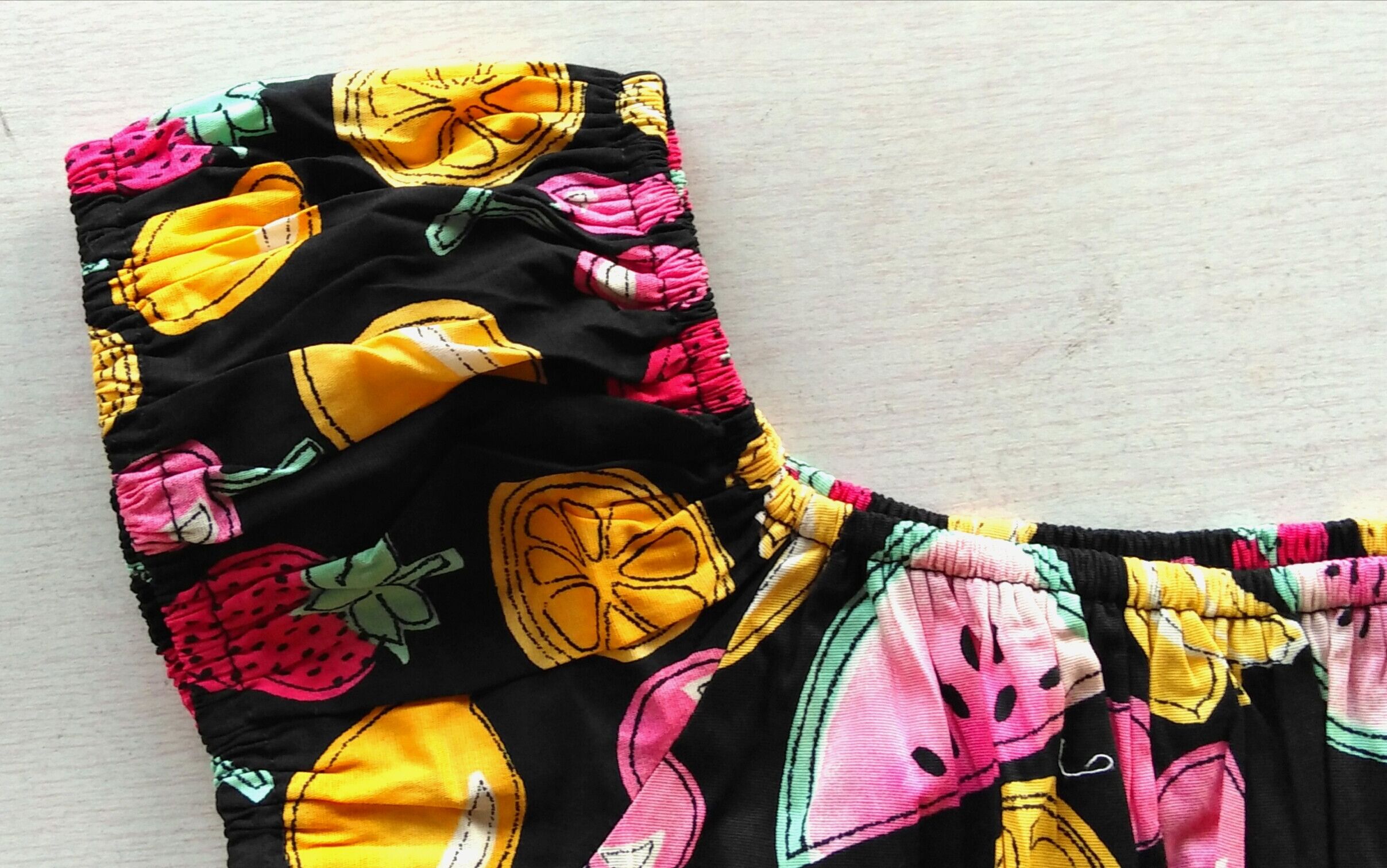 Other Women tops fruits print off shoulder slim fit blouse Size L / US 10 / IT 46 - 3 Thumbnail