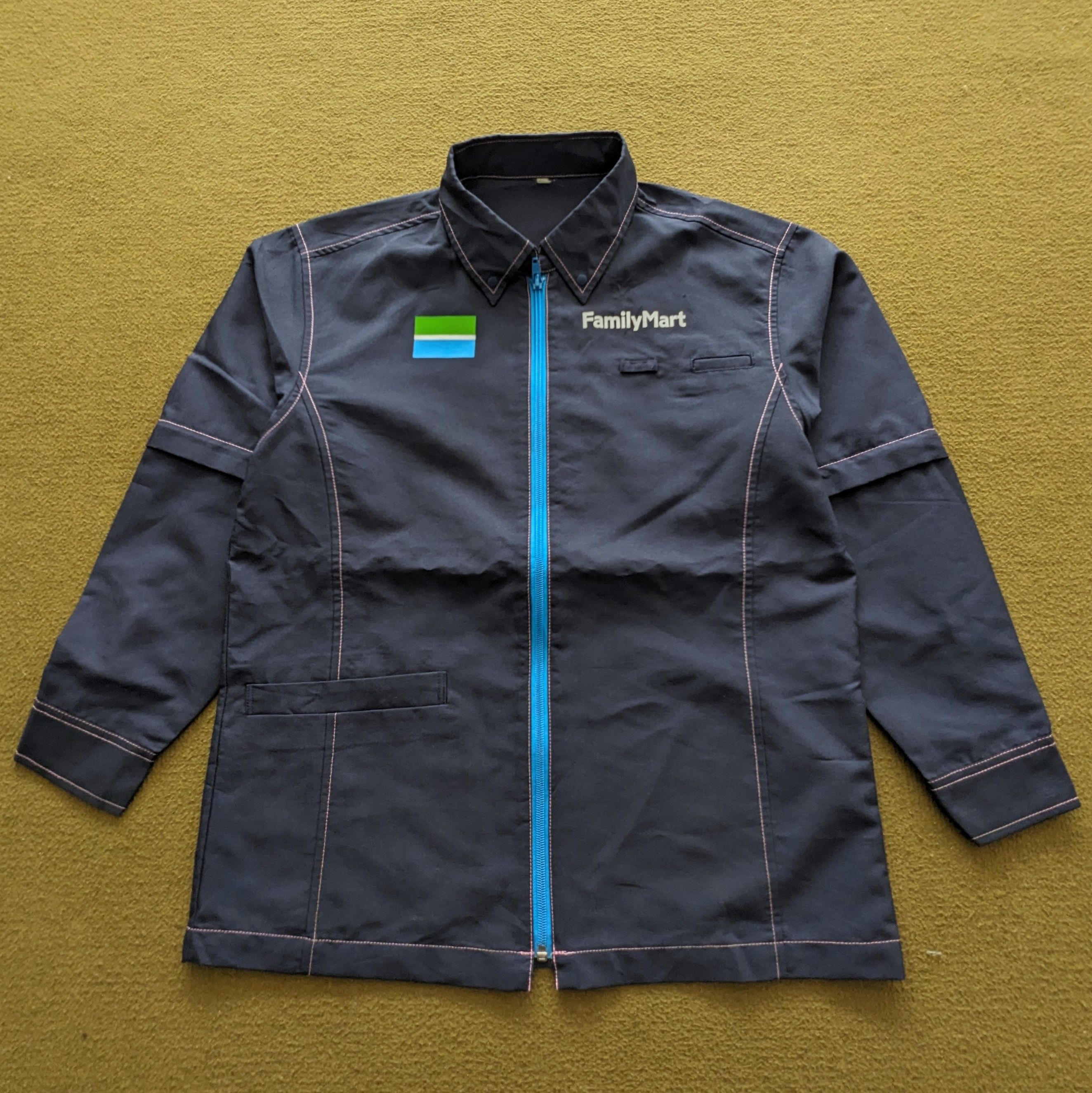 Vintage Vintage Family Mart Japanese Brand Workers Jacket Size US L / EU 52-54 / 3 - 1 Thumbnail