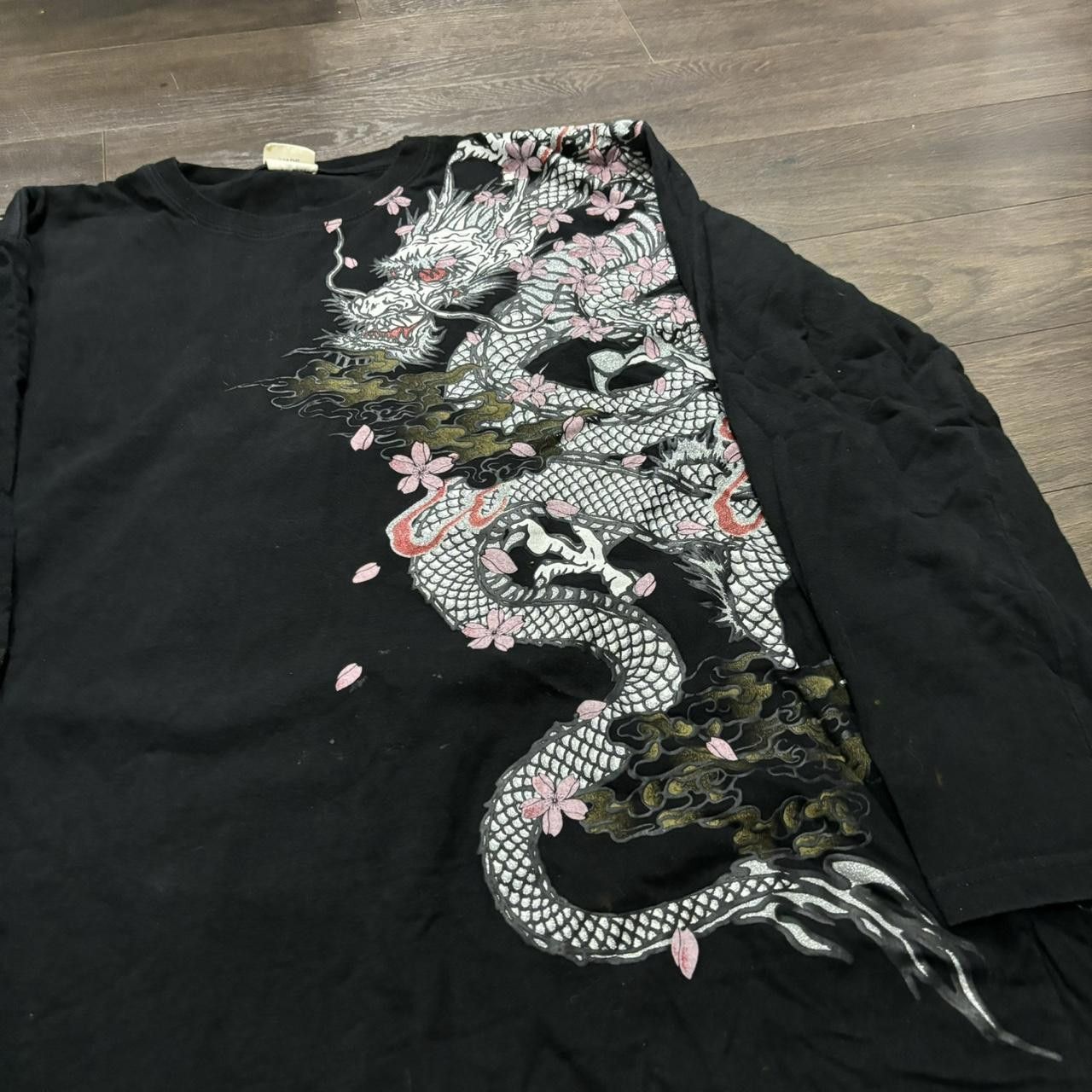 Designer Vintage Dragons Long Sleeve T Shirt Size US L / EU 52-54 / 3 - 1 Thumbnail