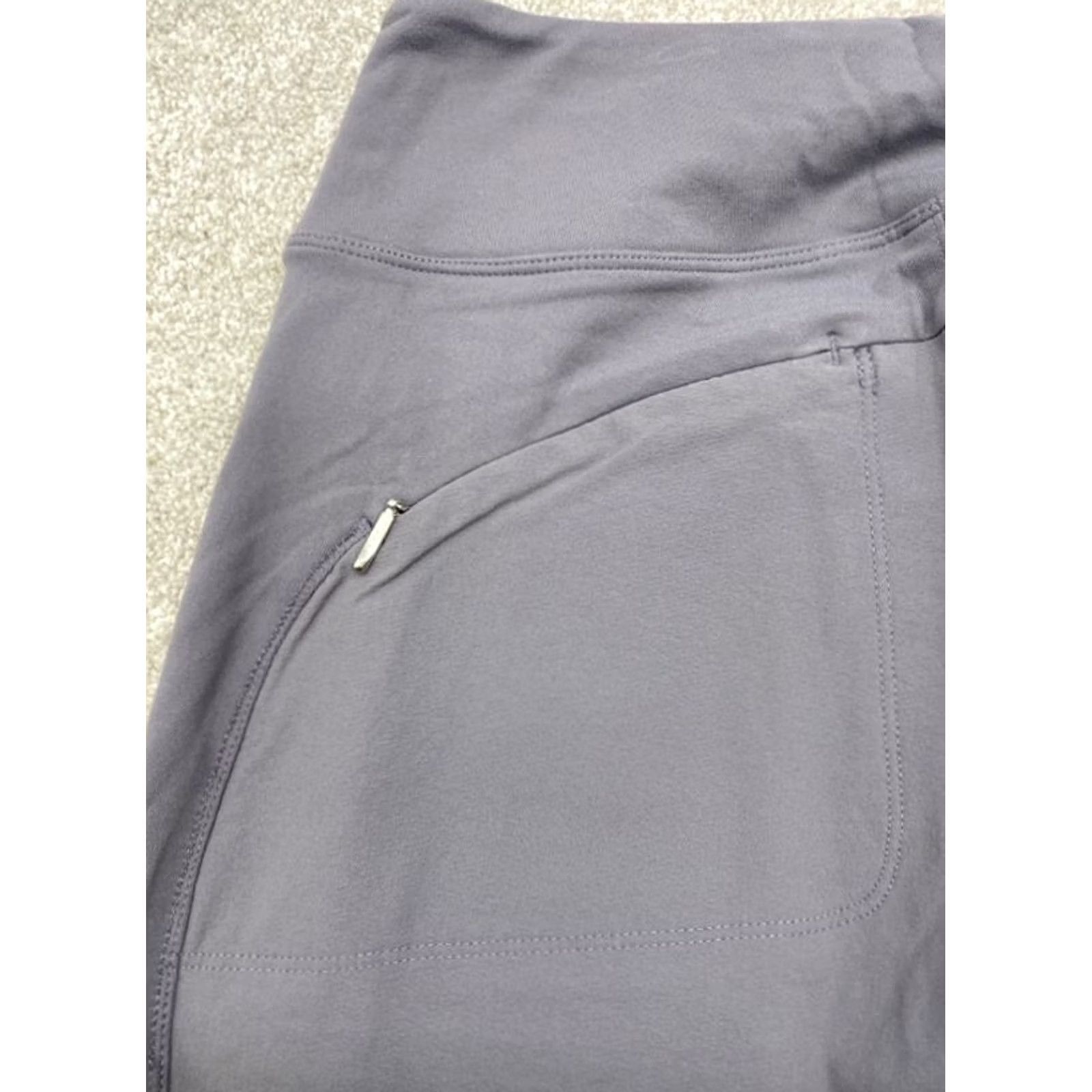 Athleta Athleta Pants Women 4 Gray Highline Hybrid Summiter Knit? (rejected) Size 42" / US 20 - 7 Thumbnail