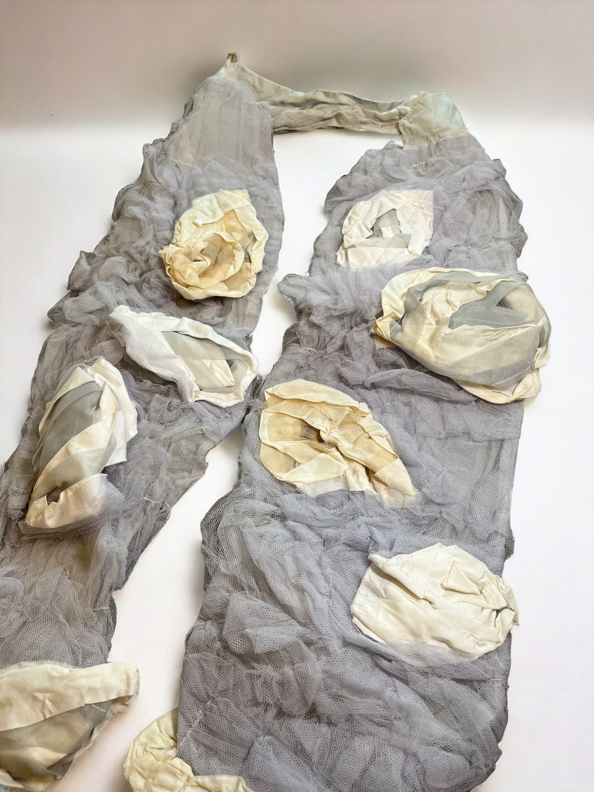 Comme des Garcons Comme des garçons Tulle Scarf with Flowers Size ONE SIZE - 2 Thumbnail