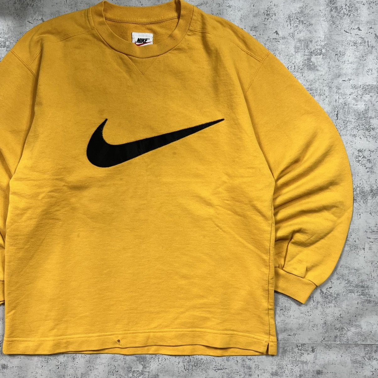 Nike 90s Nike Big Central Embroidered Swoosh Vintage Sweatshirt Size US M / EU 48-50 / 2 - 3 Thumbnail
