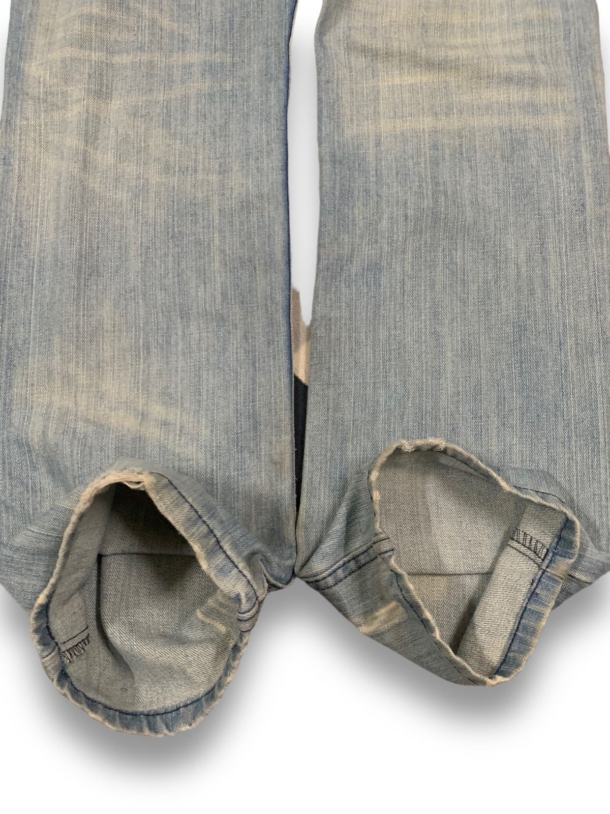 Giorgio Armani Vintage Giorgio Armani Mud Washed Clawmark Distressed Jeans Size US 31 - 11 Thumbnail