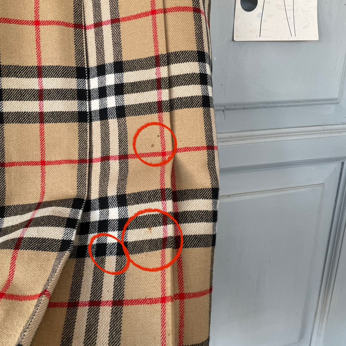 Burberry Vintage 90’s Burberrys 100% Wool Midi Skirt nova check Size 27" / US 4 / IT 40 - 7 Thumbnail