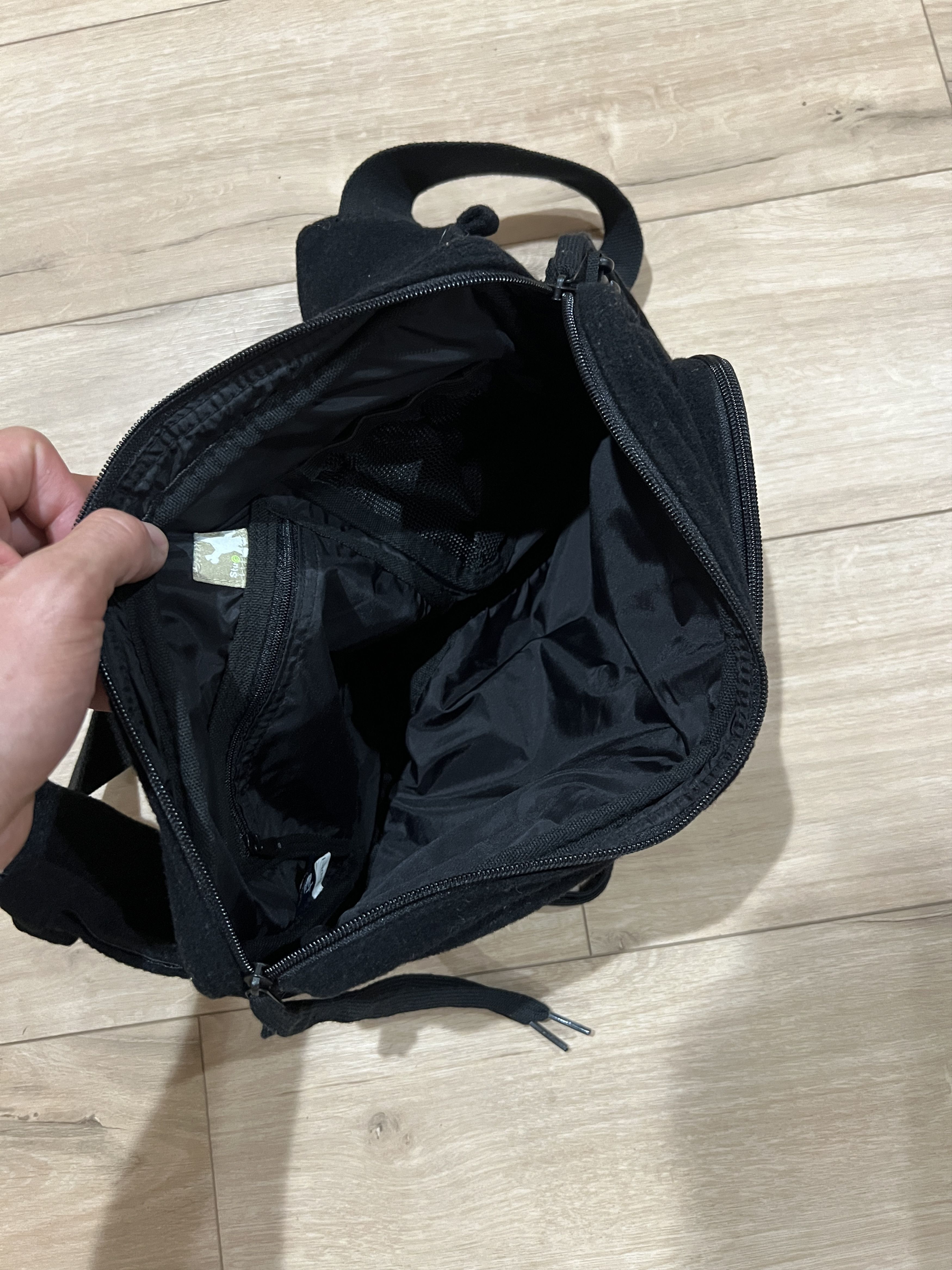 Stussy Stussy SAMPLE AC/DC Collab Black Fleece Crossbody Bag OS Size ONE SIZE - 5 Thumbnail